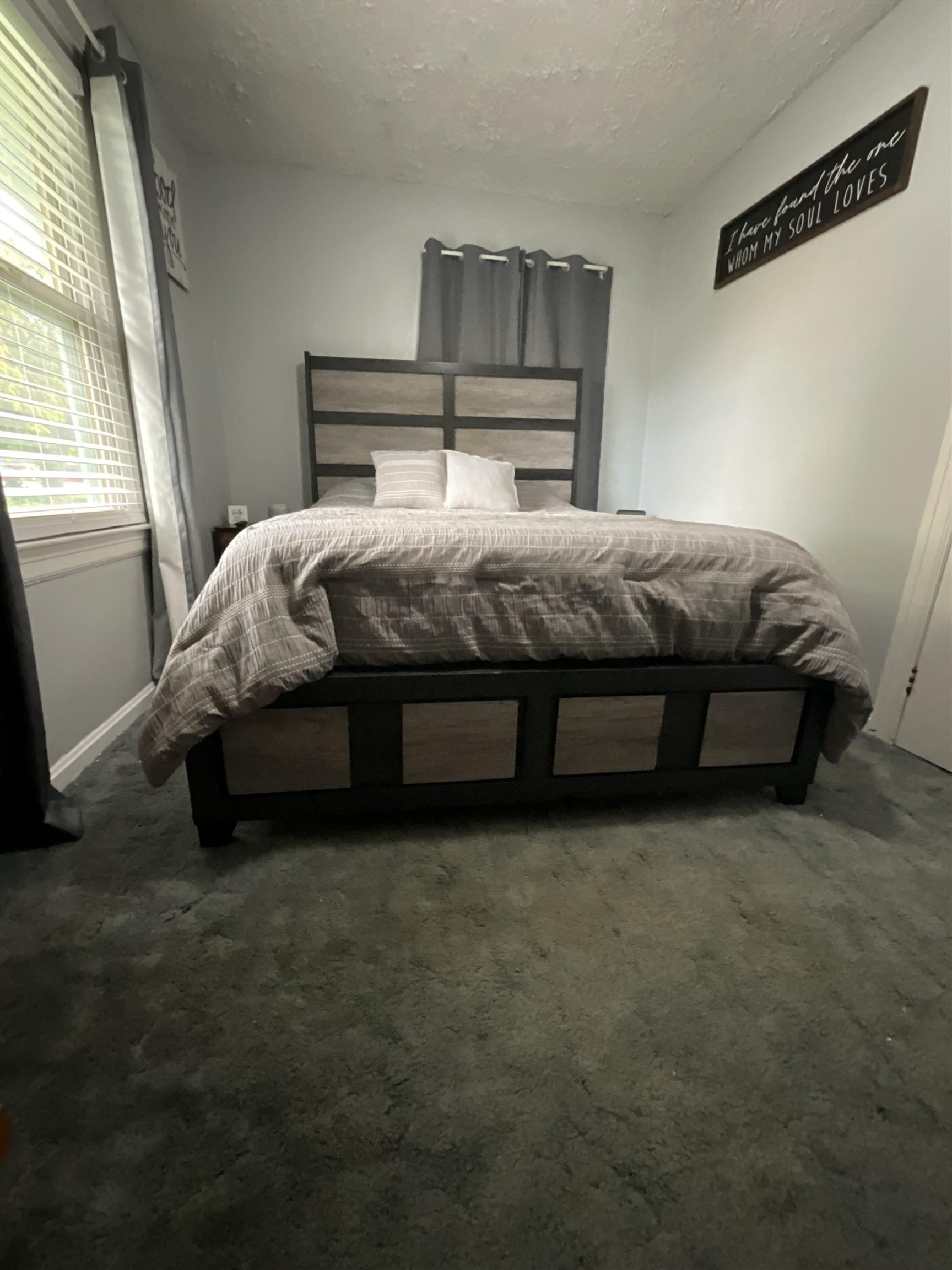 5011 Grandview Drive, Owensboro, Kentucky 42303, 2 Bedrooms Bedrooms, ,1 BathroomBathrooms,Single Family Residence,For Sale,Grandview Drive,90681