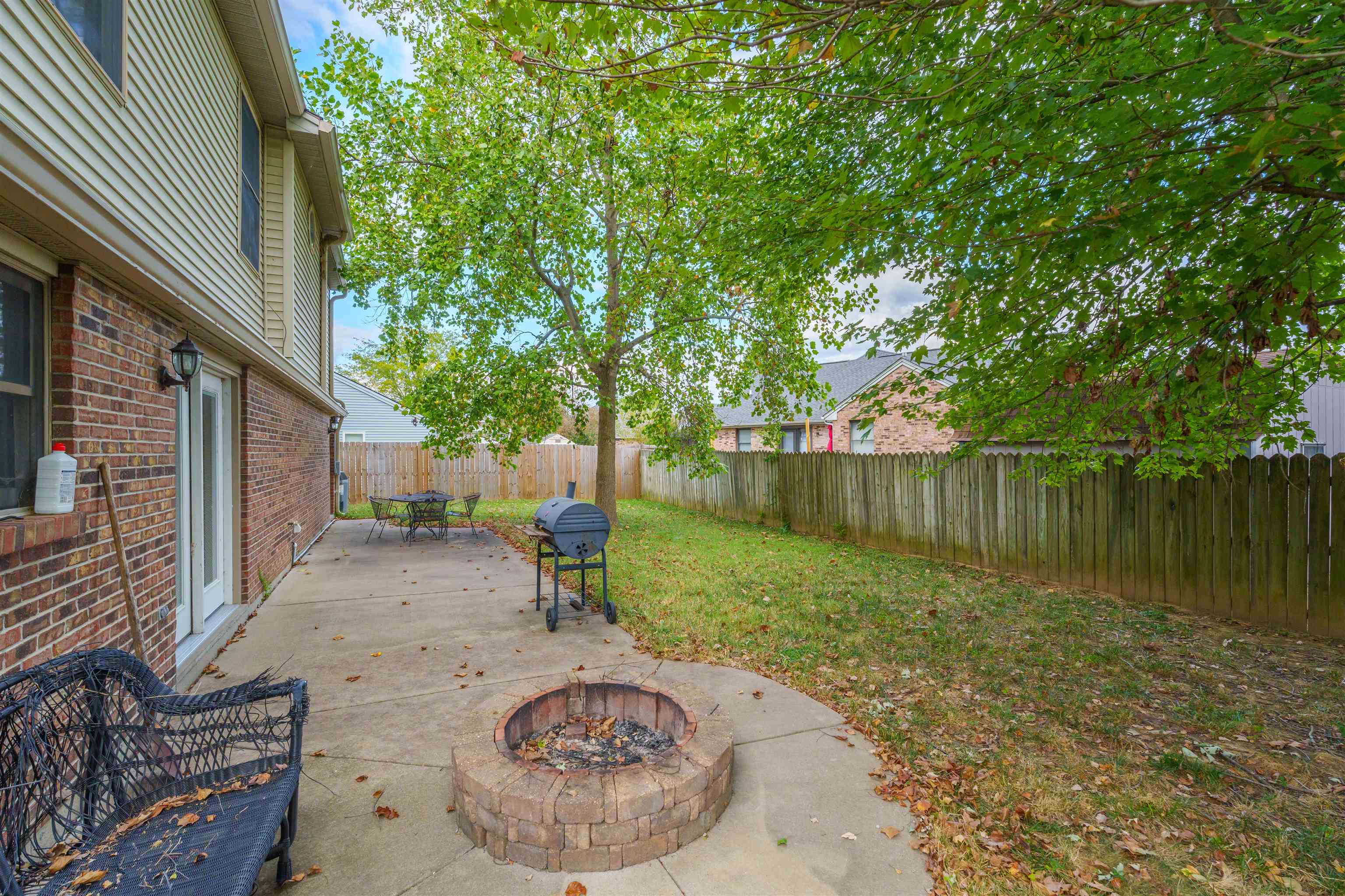 4613 McIntire Xing, Owensboro, Kentucky 42301, 3 Bedrooms Bedrooms, ,2 BathroomsBathrooms,Single Family Residence,For Sale,McIntire Xing,90682