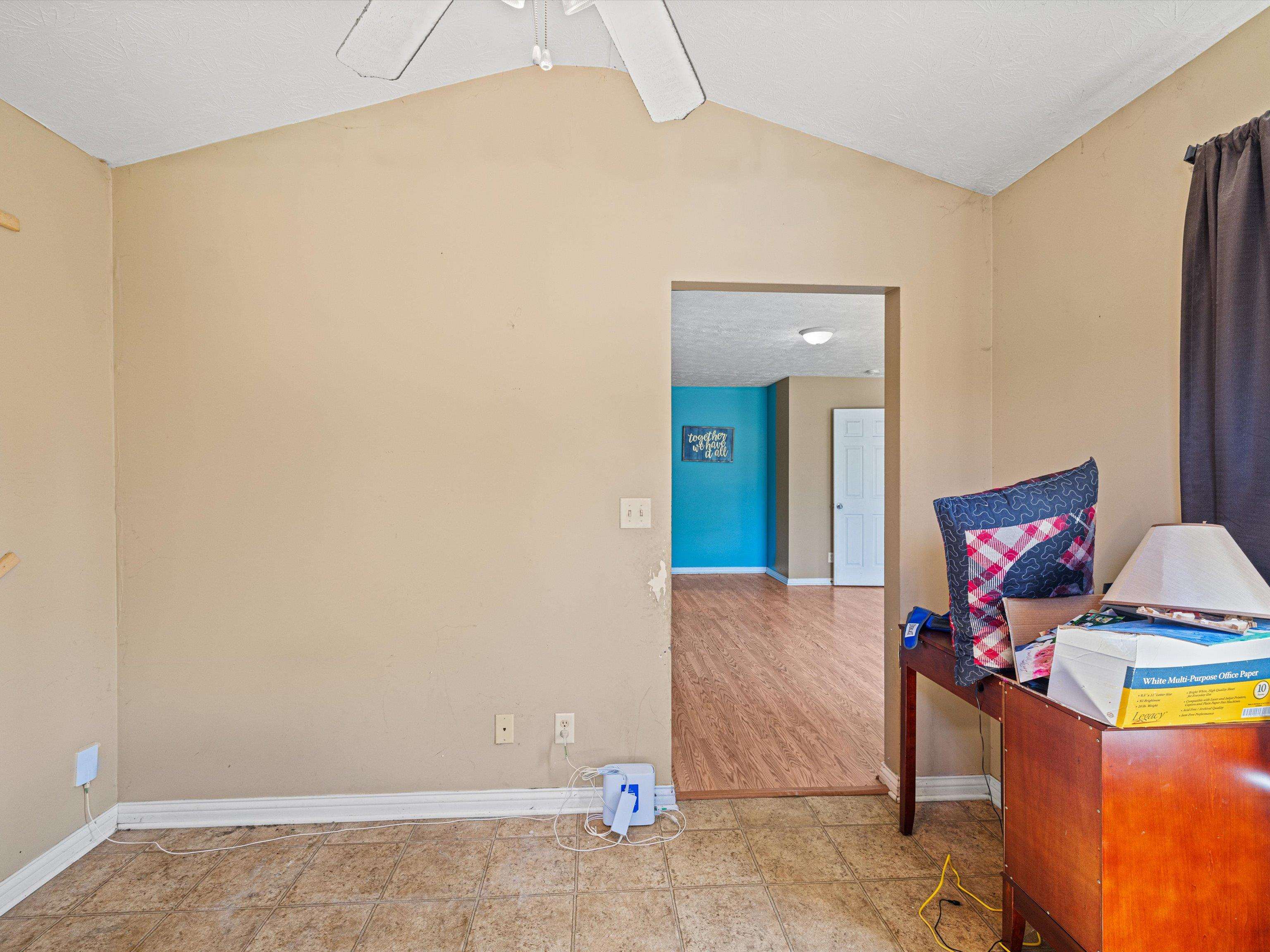 528 Camden Circle, Owensboro, Kentucky 42301, 3 Bedrooms Bedrooms, ,2 BathroomsBathrooms,Single Family Residence,For Sale,Camden Circle,90696