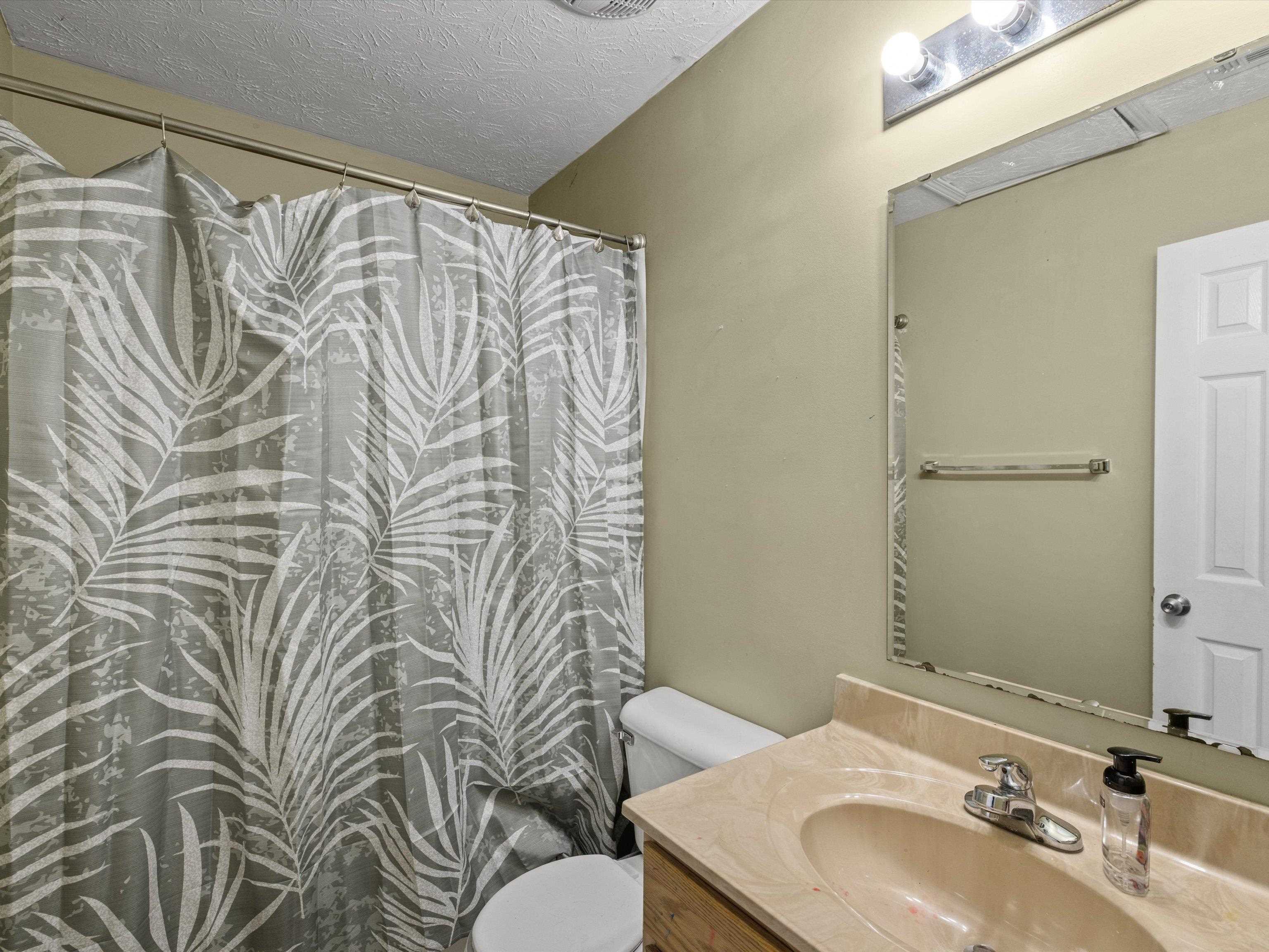 528 Camden Circle, Owensboro, Kentucky 42301, 3 Bedrooms Bedrooms, ,2 BathroomsBathrooms,Single Family Residence,For Sale,Camden Circle,90696