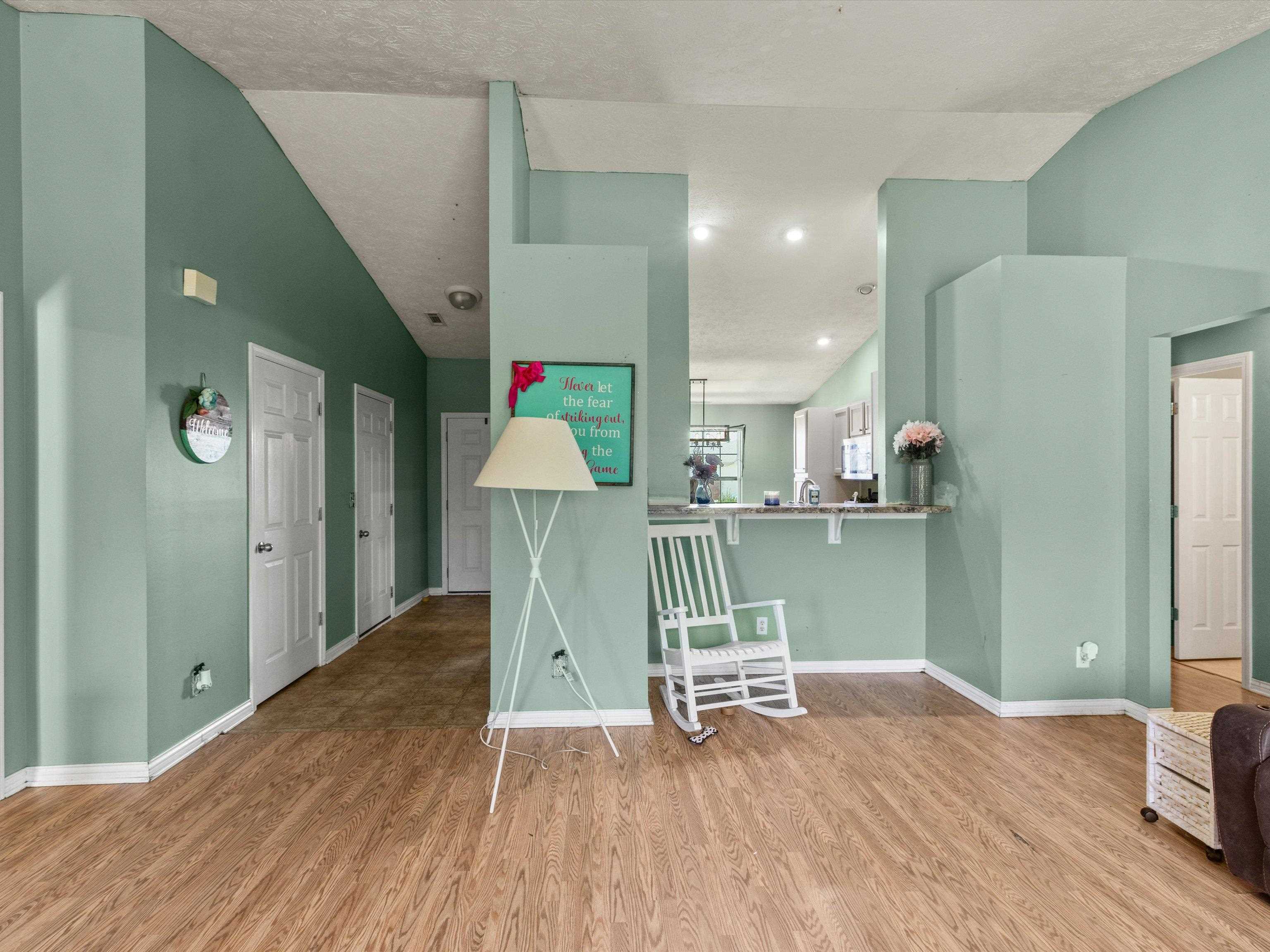 528 Camden Circle, Owensboro, Kentucky 42301, 3 Bedrooms Bedrooms, ,2 BathroomsBathrooms,Single Family Residence,For Sale,Camden Circle,90696