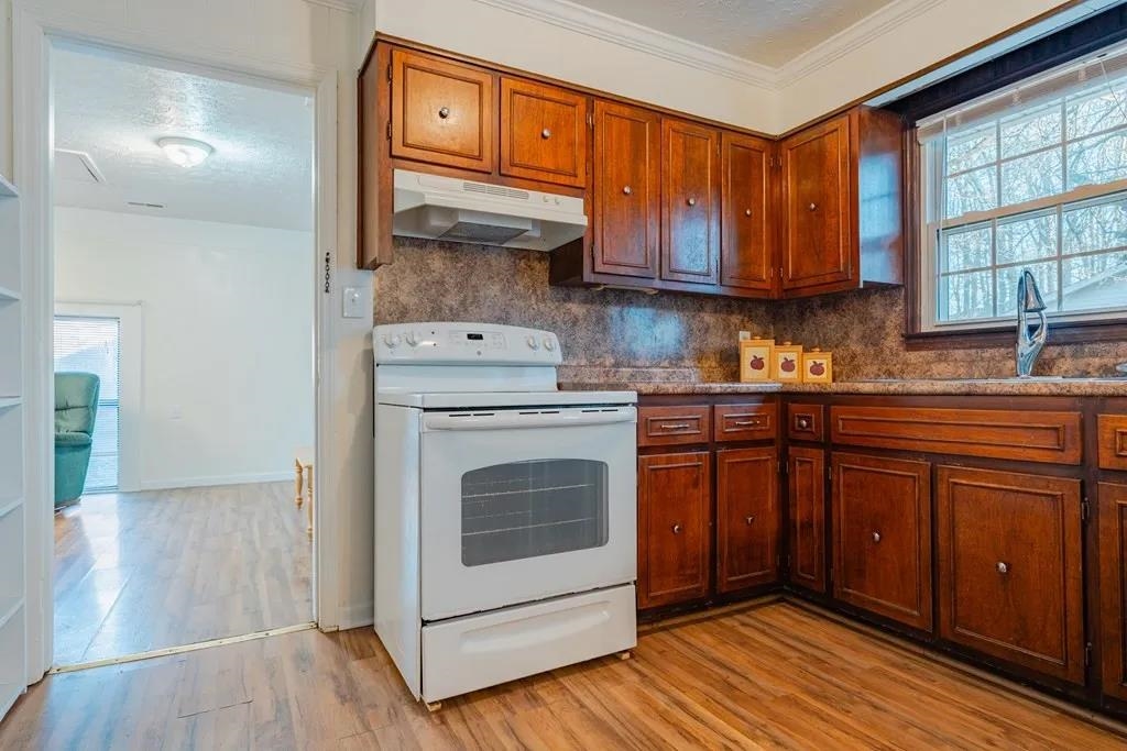 103 Winding Creek, Madisonville, Kentucky 42431, 3 Bedrooms Bedrooms, ,1 BathroomBathrooms,Single Family Residence,For Sale,Winding Creek,90697
