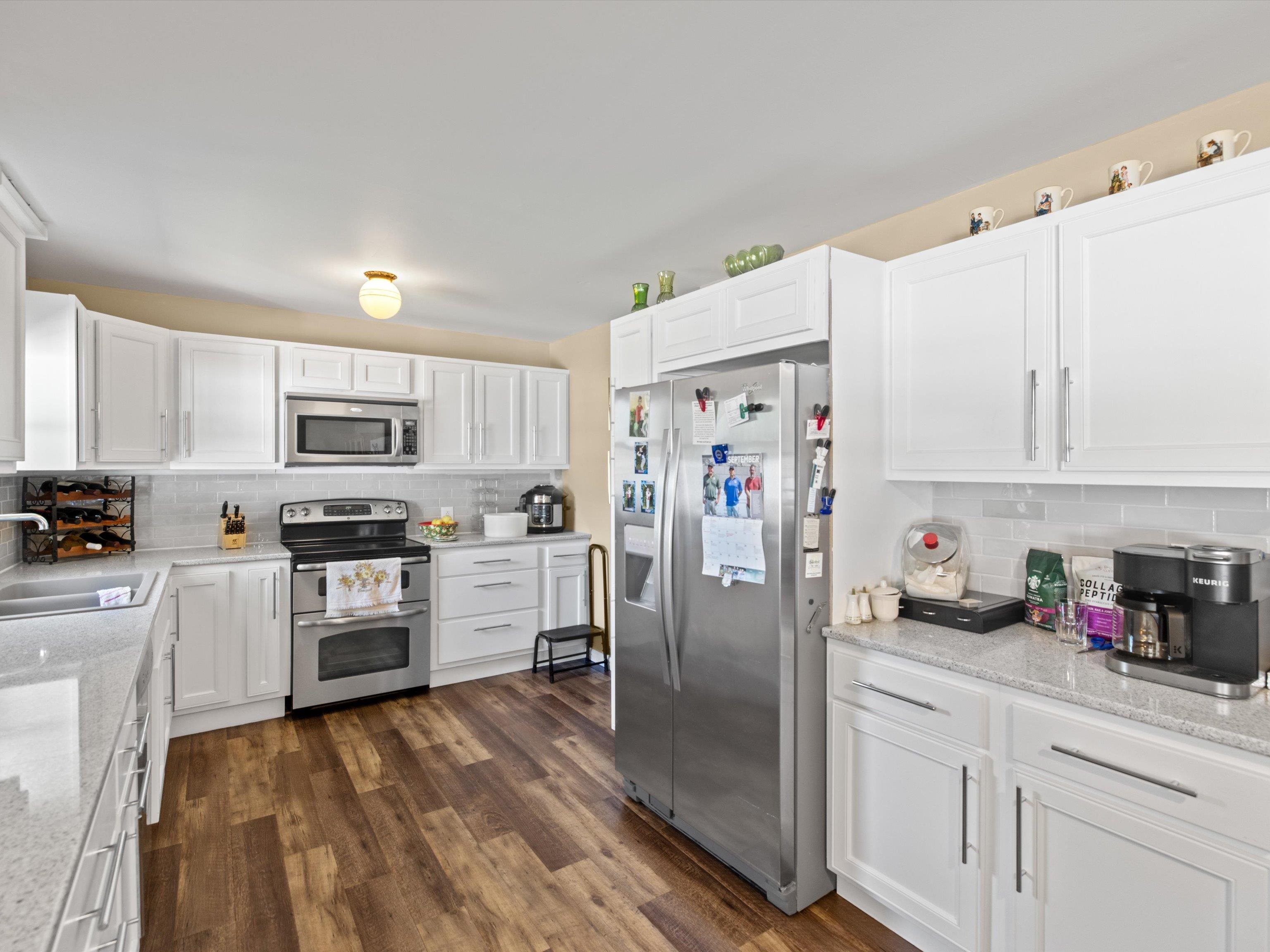 2929 Old Hartford Road, Owensboro, Kentucky 42303, 3 Bedrooms Bedrooms, ,1 BathroomBathrooms,Single Family Residence,For Sale,Old Hartford Road,90701