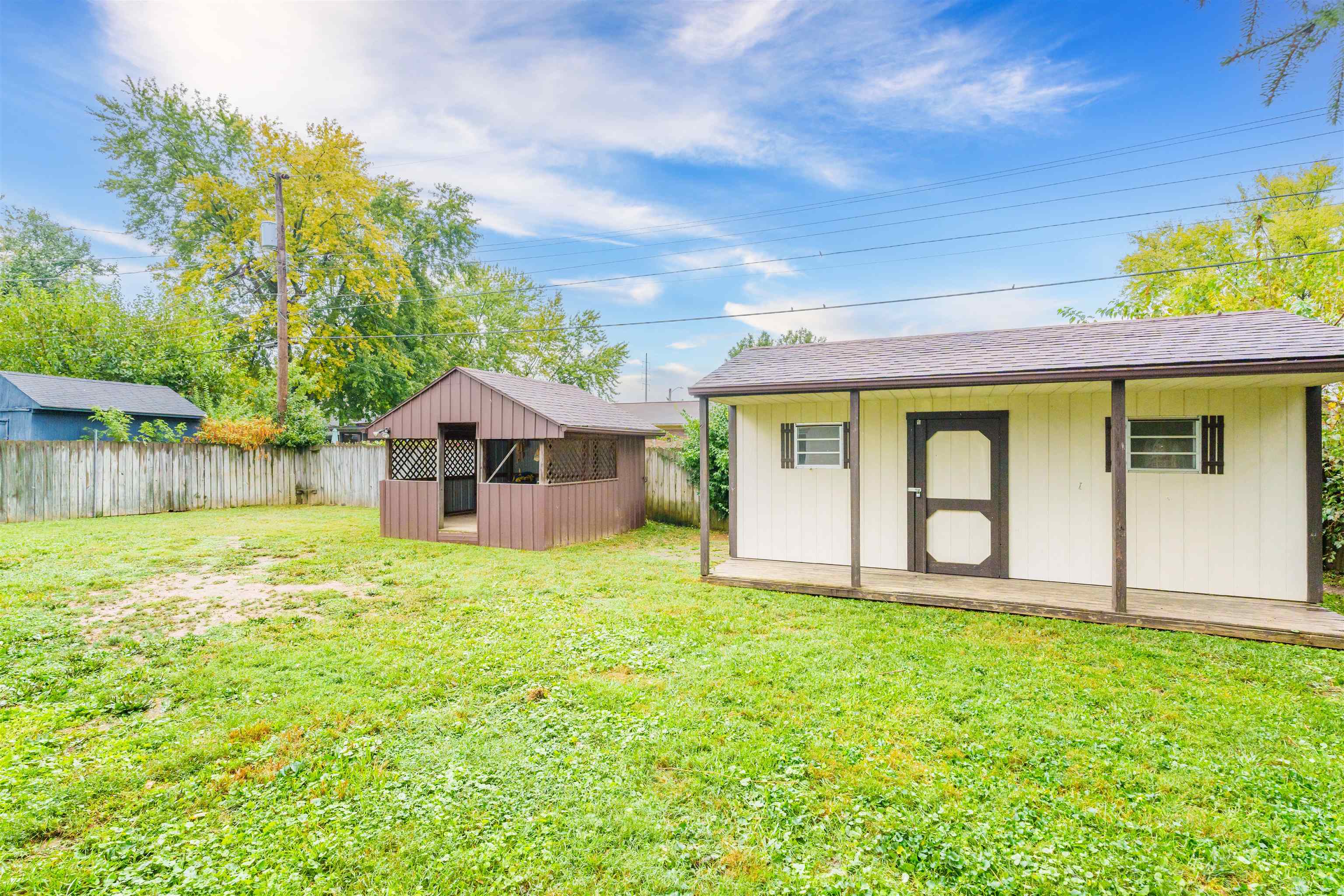 2313 Zev Ct, Owensboro, Kentucky 42301, 3 Bedrooms Bedrooms, ,2 BathroomsBathrooms,Single Family Residence,For Sale,Zev Ct,90702