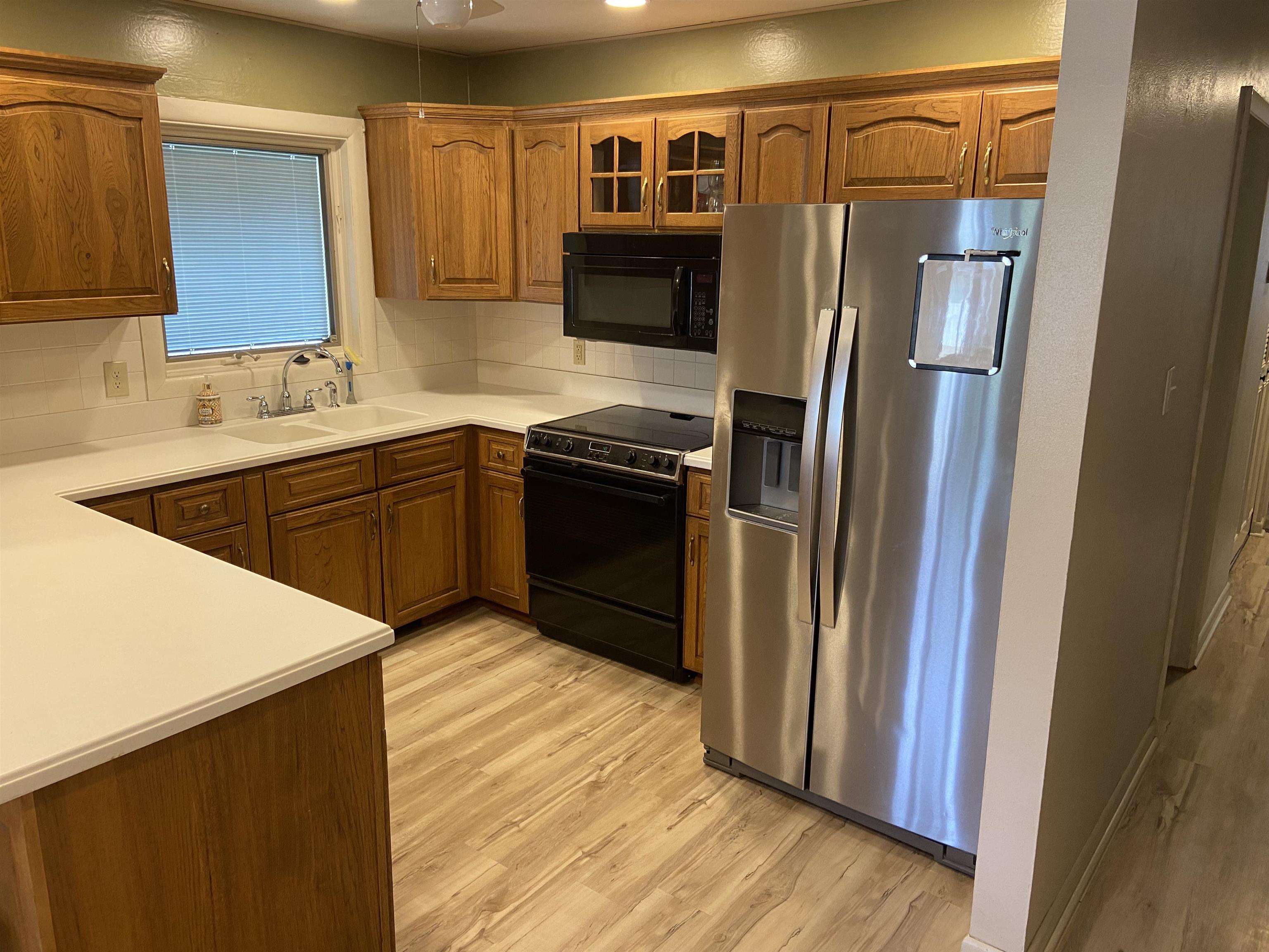 2313 Zev Ct, Owensboro, Kentucky 42301, 3 Bedrooms Bedrooms, ,2 BathroomsBathrooms,Single Family Residence,For Sale,Zev Ct,90702