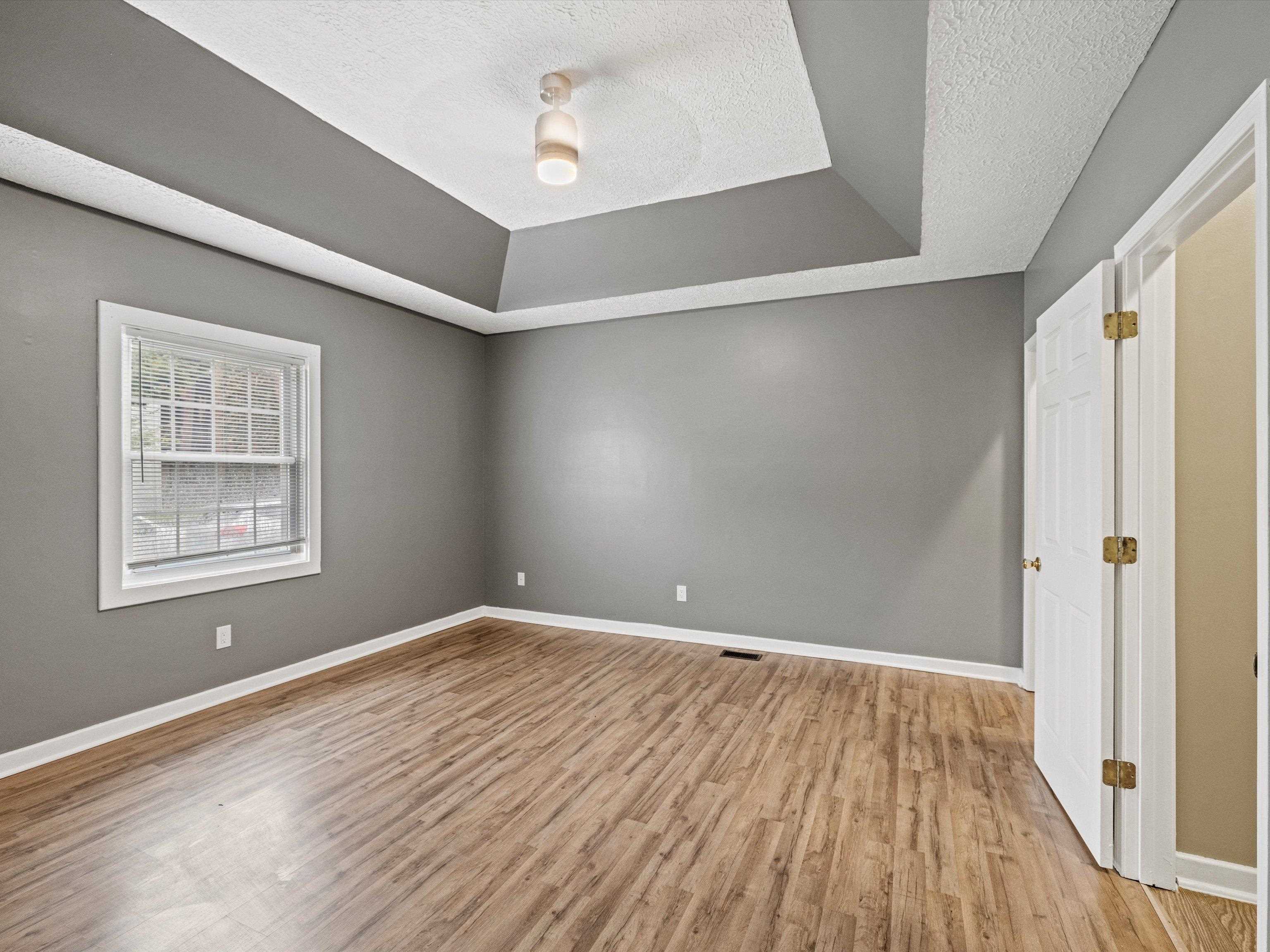 720 Bolivar St., Owensboro, Kentucky 42303, 3 Bedrooms Bedrooms, ,2 BathroomsBathrooms,Single Family Residence,For Sale,Bolivar St.,90704