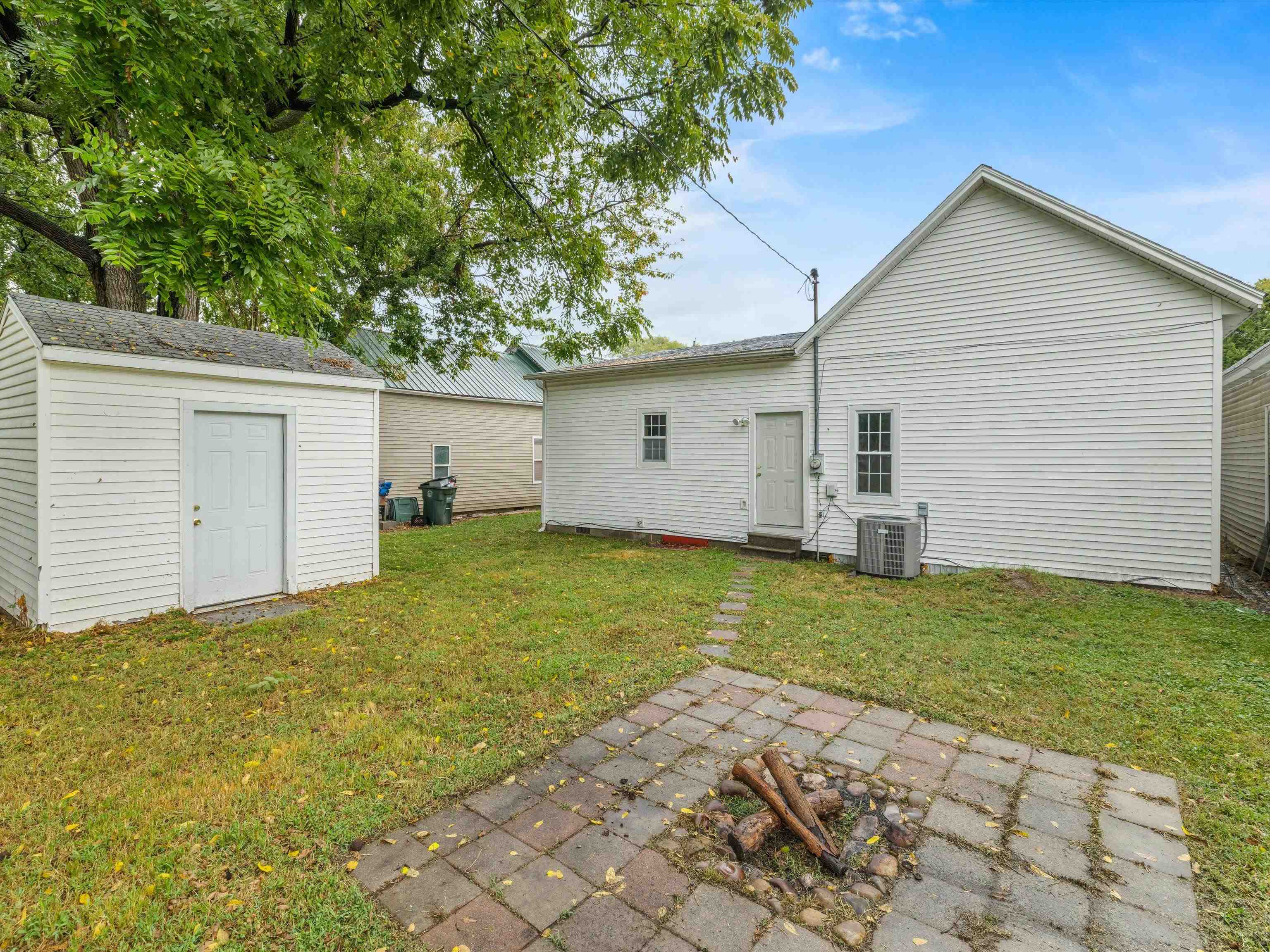720 Bolivar St., Owensboro, Kentucky 42303, 3 Bedrooms Bedrooms, ,2 BathroomsBathrooms,Single Family Residence,For Sale,Bolivar St.,90704