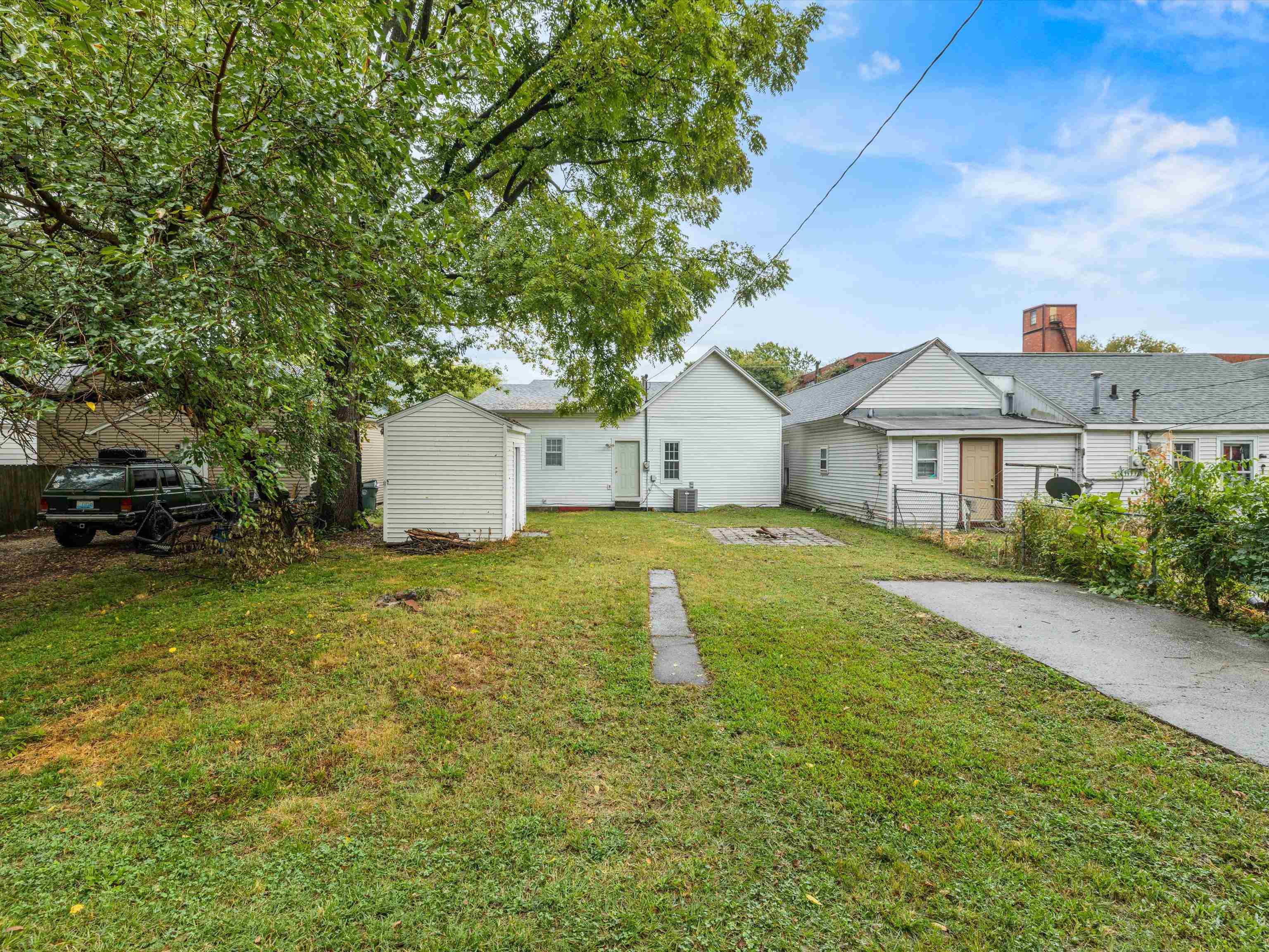 720 Bolivar St., Owensboro, Kentucky 42303, 3 Bedrooms Bedrooms, ,2 BathroomsBathrooms,Single Family Residence,For Sale,Bolivar St.,90704