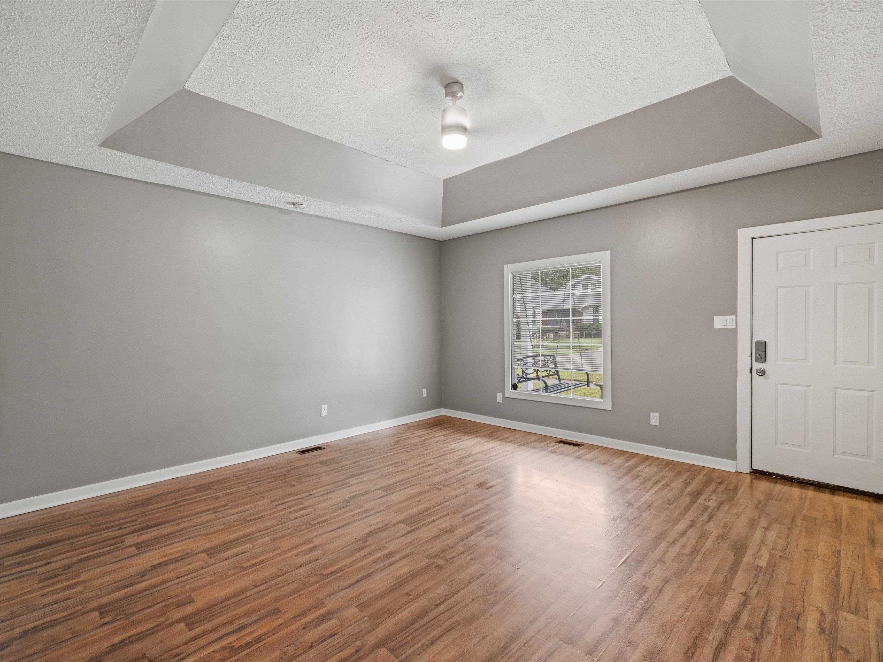 720 Bolivar St., Owensboro, Kentucky 42303, 3 Bedrooms Bedrooms, ,2 BathroomsBathrooms,Single Family Residence,For Sale,Bolivar St.,90704