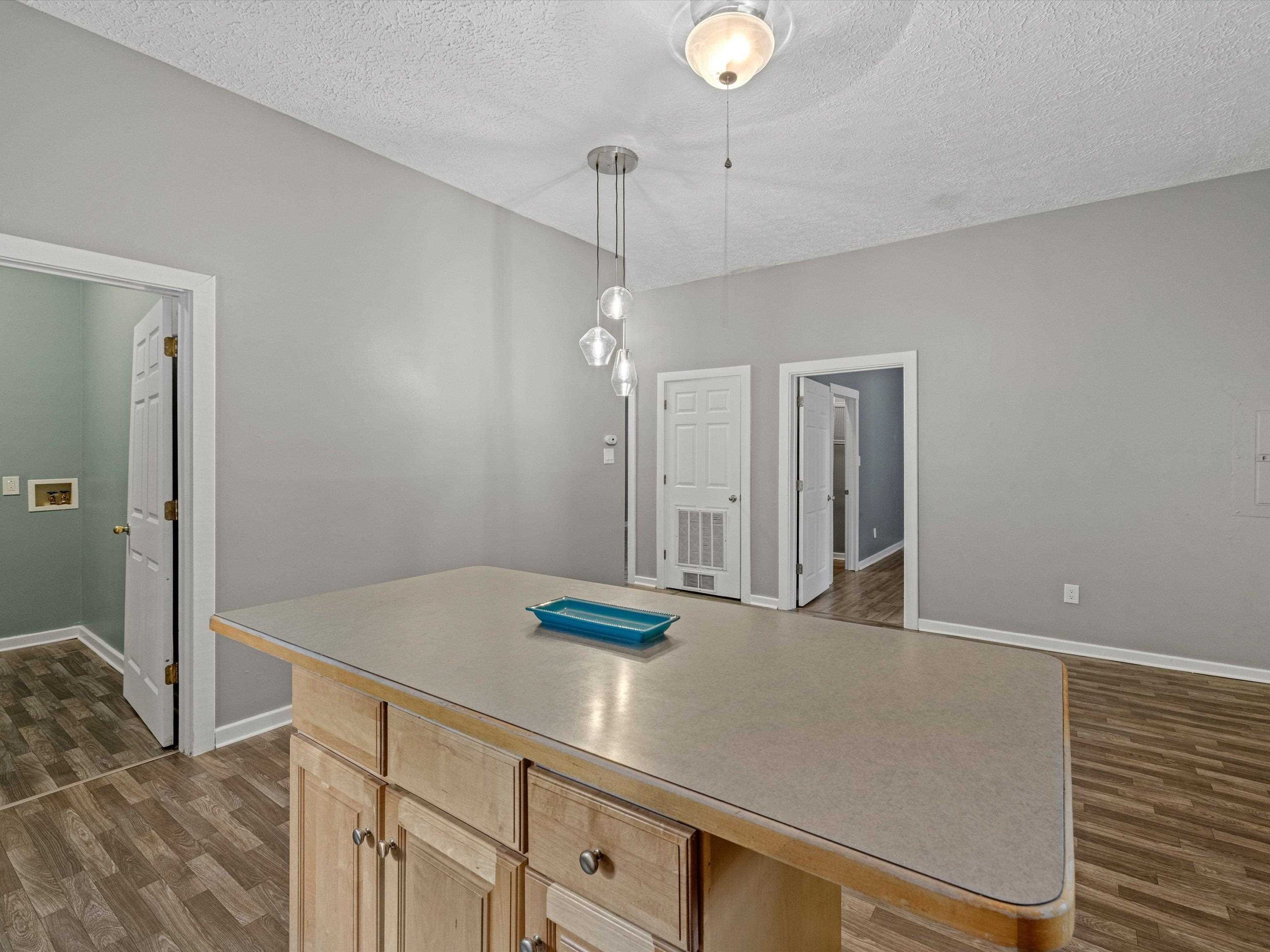 720 Bolivar St., Owensboro, Kentucky 42303, 3 Bedrooms Bedrooms, ,2 BathroomsBathrooms,Single Family Residence,For Sale,Bolivar St.,90704