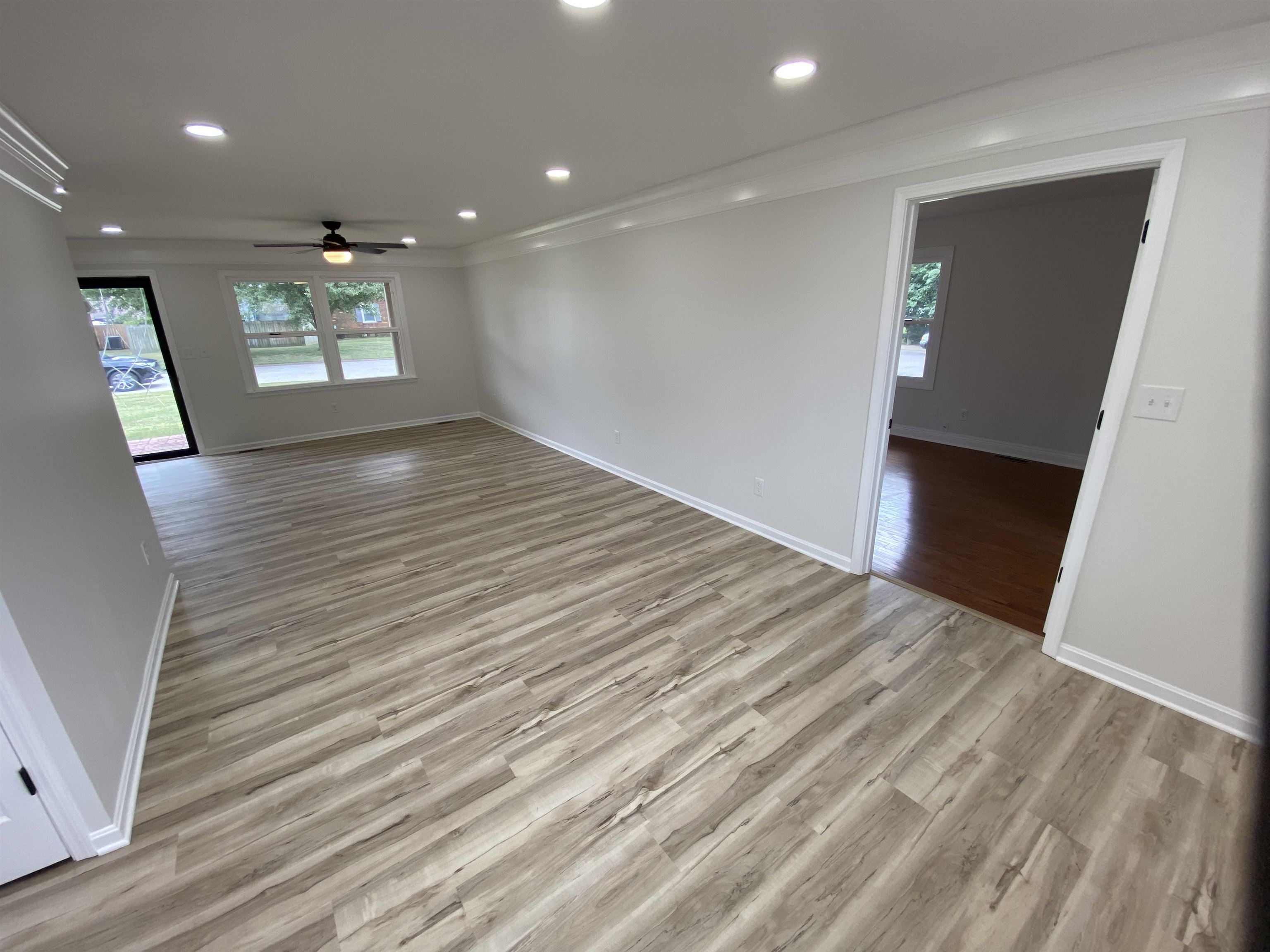 1745 College Dr, Owensboro, Kentucky 42301, 4 Bedrooms Bedrooms, ,2 BathroomsBathrooms,Single Family Residence,For Sale,College Dr,90705