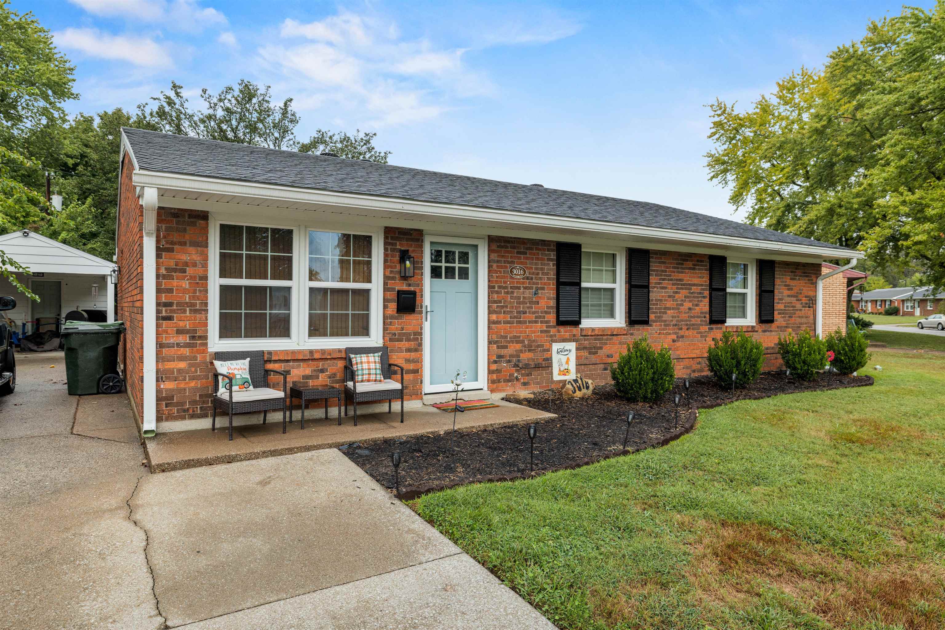 3016 Strawbridge Place, Owensboro, Kentucky 42303, 3 Bedrooms Bedrooms, ,2 BathroomsBathrooms,Single Family Residence,For Sale,Strawbridge Place,90706