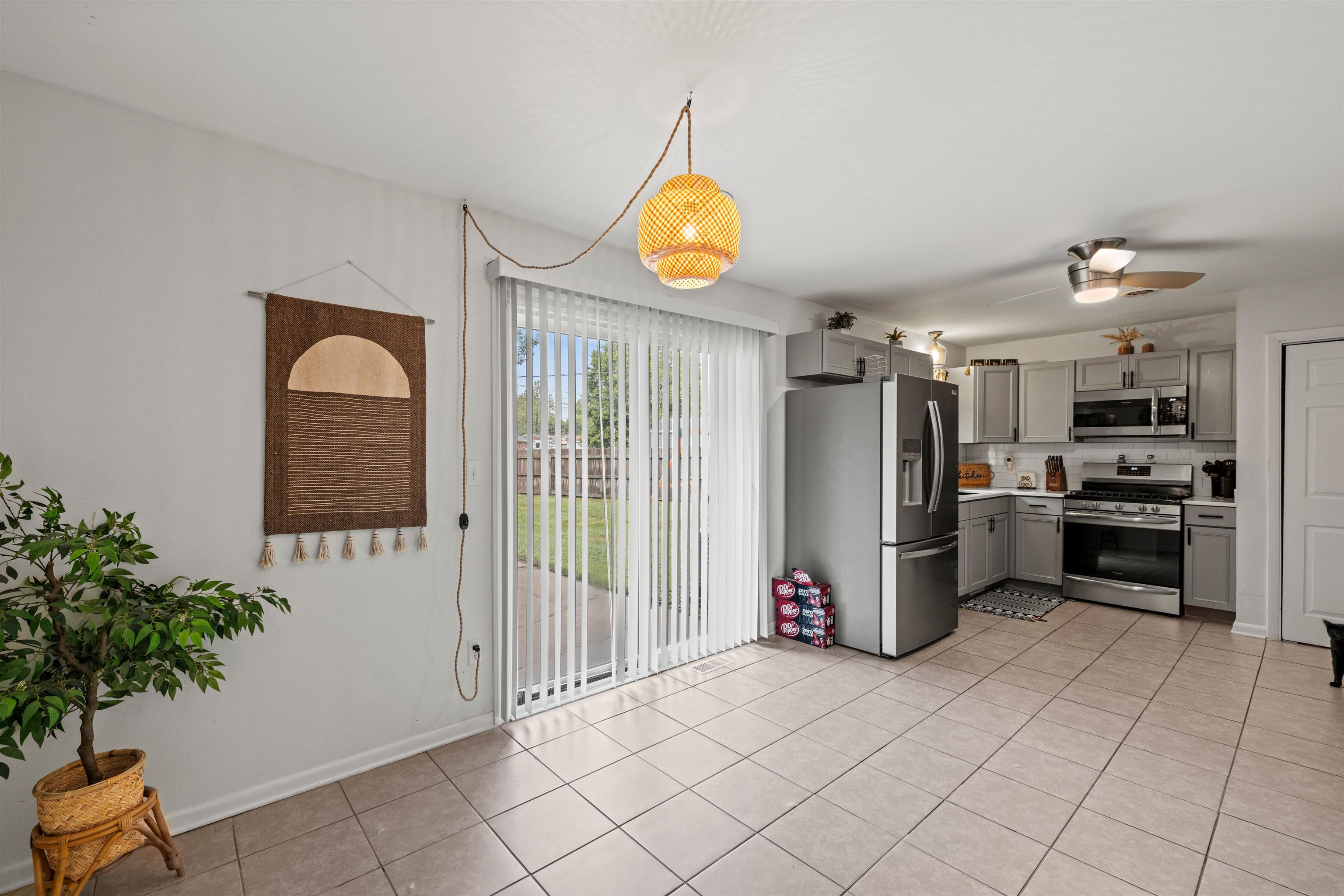 3016 Strawbridge Place, Owensboro, Kentucky 42303, 3 Bedrooms Bedrooms, ,2 BathroomsBathrooms,Single Family Residence,For Sale,Strawbridge Place,90706
