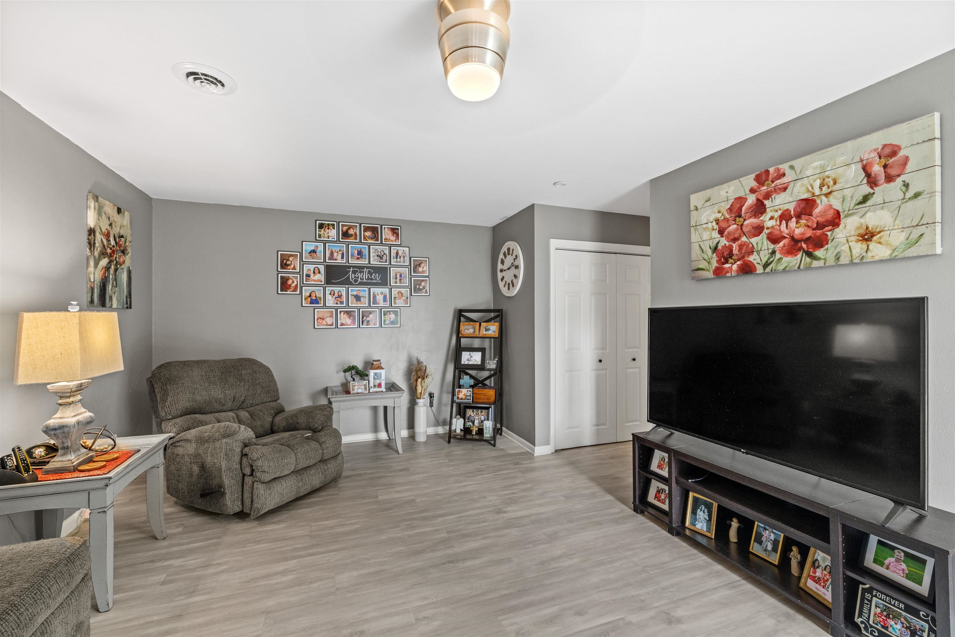 3016 Strawbridge Place, Owensboro, Kentucky 42303, 3 Bedrooms Bedrooms, ,2 BathroomsBathrooms,Single Family Residence,For Sale,Strawbridge Place,90706