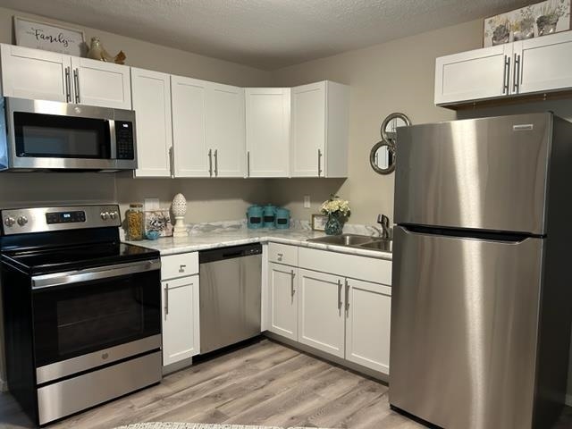 2115 DICKEY DRIVE, Owensboro, Kentucky 42301, 3 Bedrooms Bedrooms, ,1 BathroomBathrooms,Single Family Residence,For Sale,DICKEY DRIVE,90709