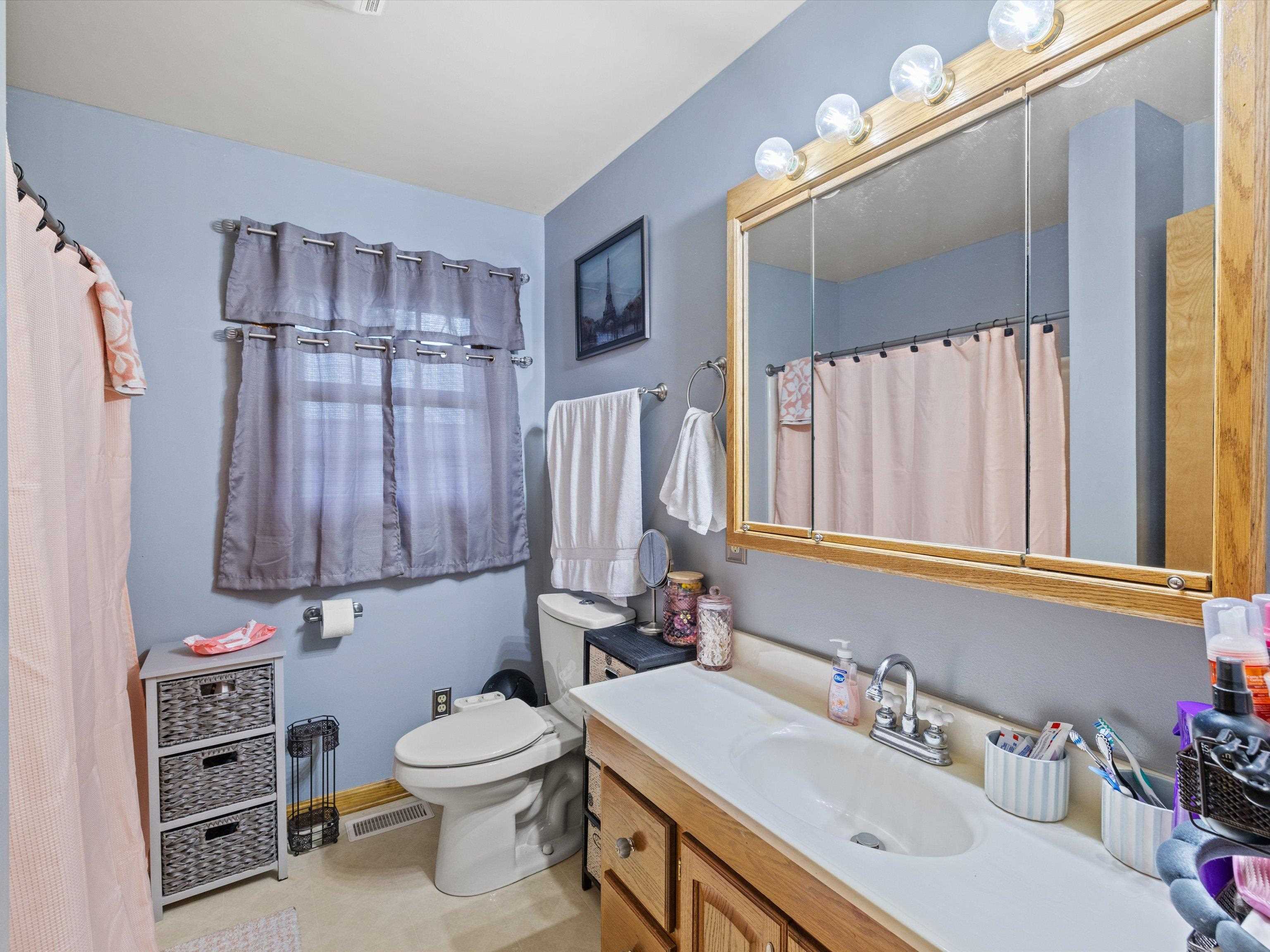 155 East Dixon St, Sebree, Kentucky 42455, 3 Bedrooms Bedrooms, ,2 BathroomsBathrooms,Single Family Residence,For Sale,East Dixon St,90711