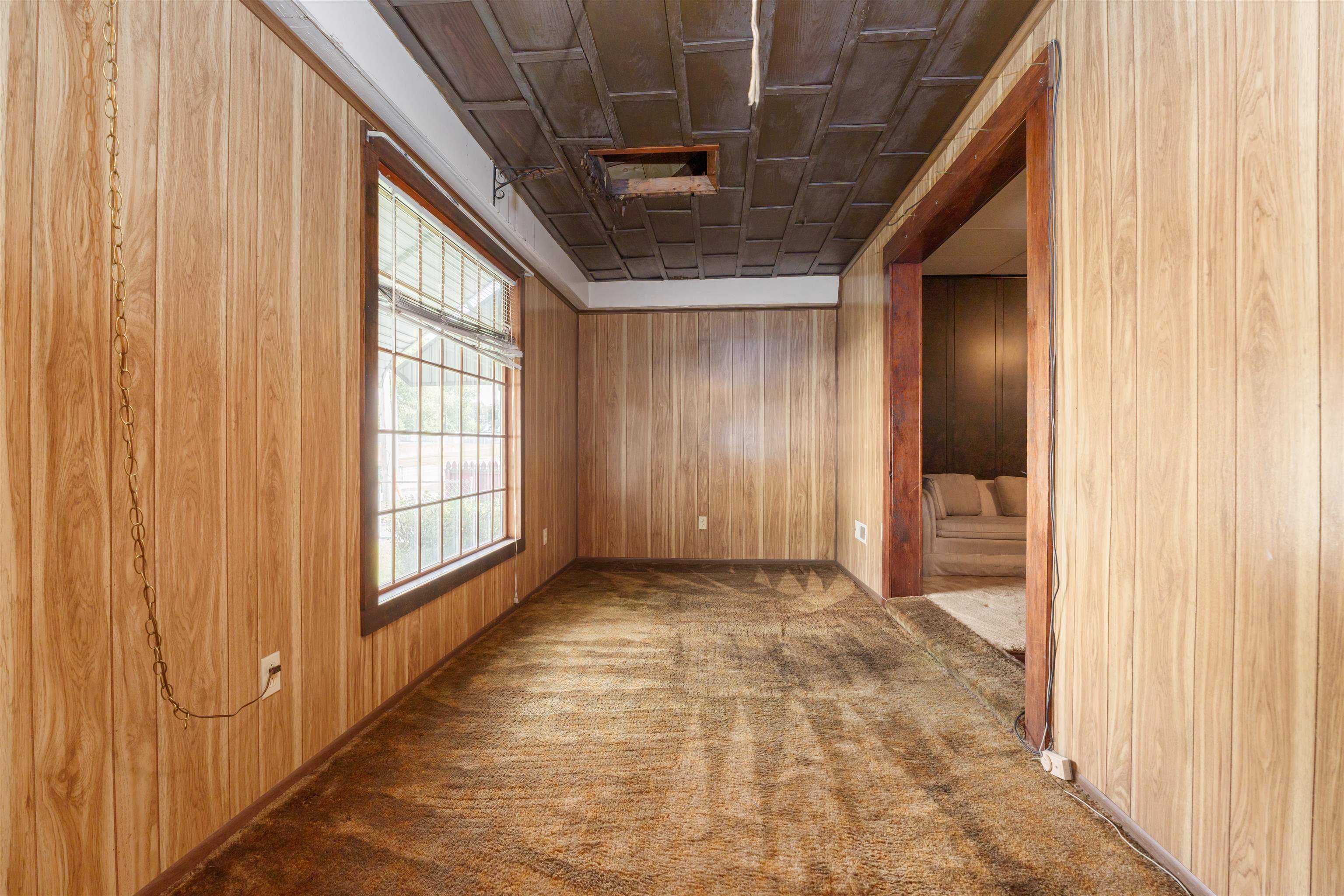 610 Elm Street, Owensboro, Kentucky 42301, 2 Bedrooms Bedrooms, ,1 BathroomBathrooms,Single Family Residence,For Sale,Elm Street,90712