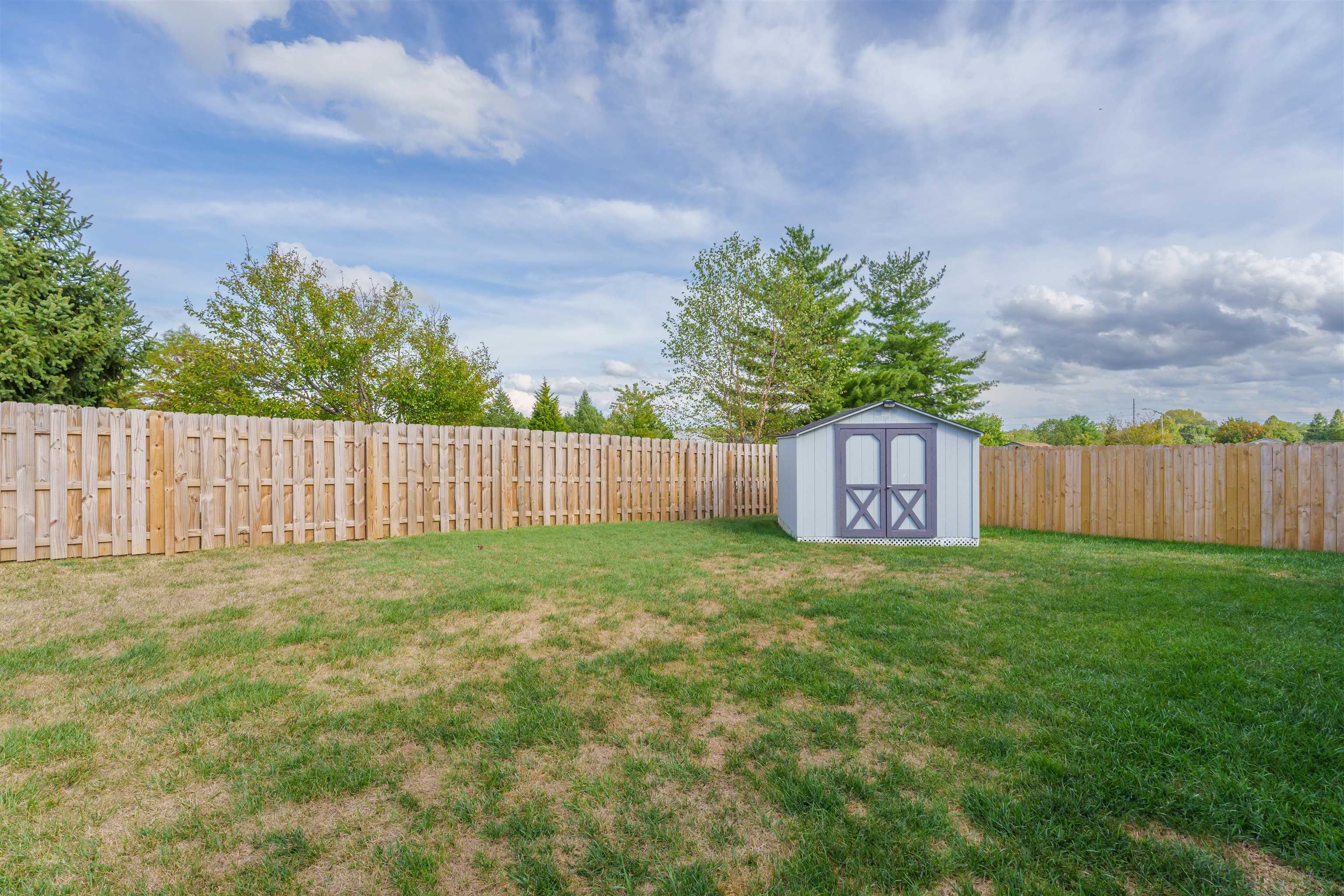 3101 Village Gate Cove, Owensboro, Kentucky 42303, 3 Bedrooms Bedrooms, ,2 BathroomsBathrooms,Single Family Residence,For Sale,Village Gate Cove,90713