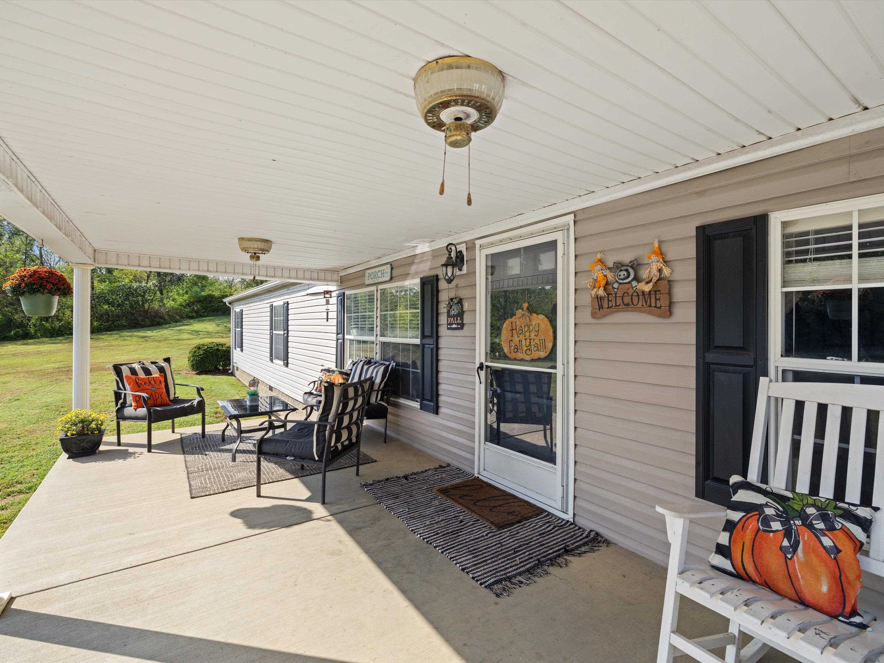 9770 HWY 815, Owensboro, Kentucky 42301, 4 Bedrooms Bedrooms, ,2 BathroomsBathrooms,Single Family Residence,For Sale,HWY 815,90715