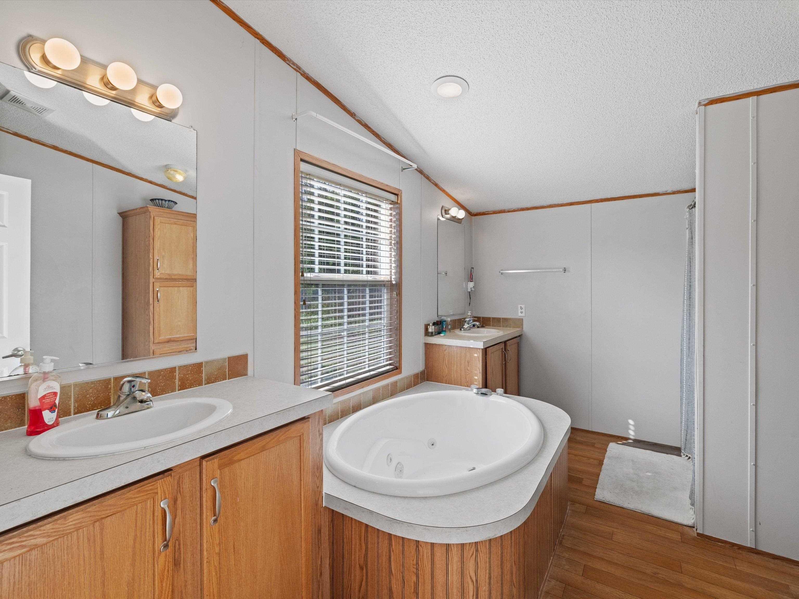9770 HWY 815, Owensboro, Kentucky 42301, 4 Bedrooms Bedrooms, ,2 BathroomsBathrooms,Single Family Residence,For Sale,HWY 815,90715