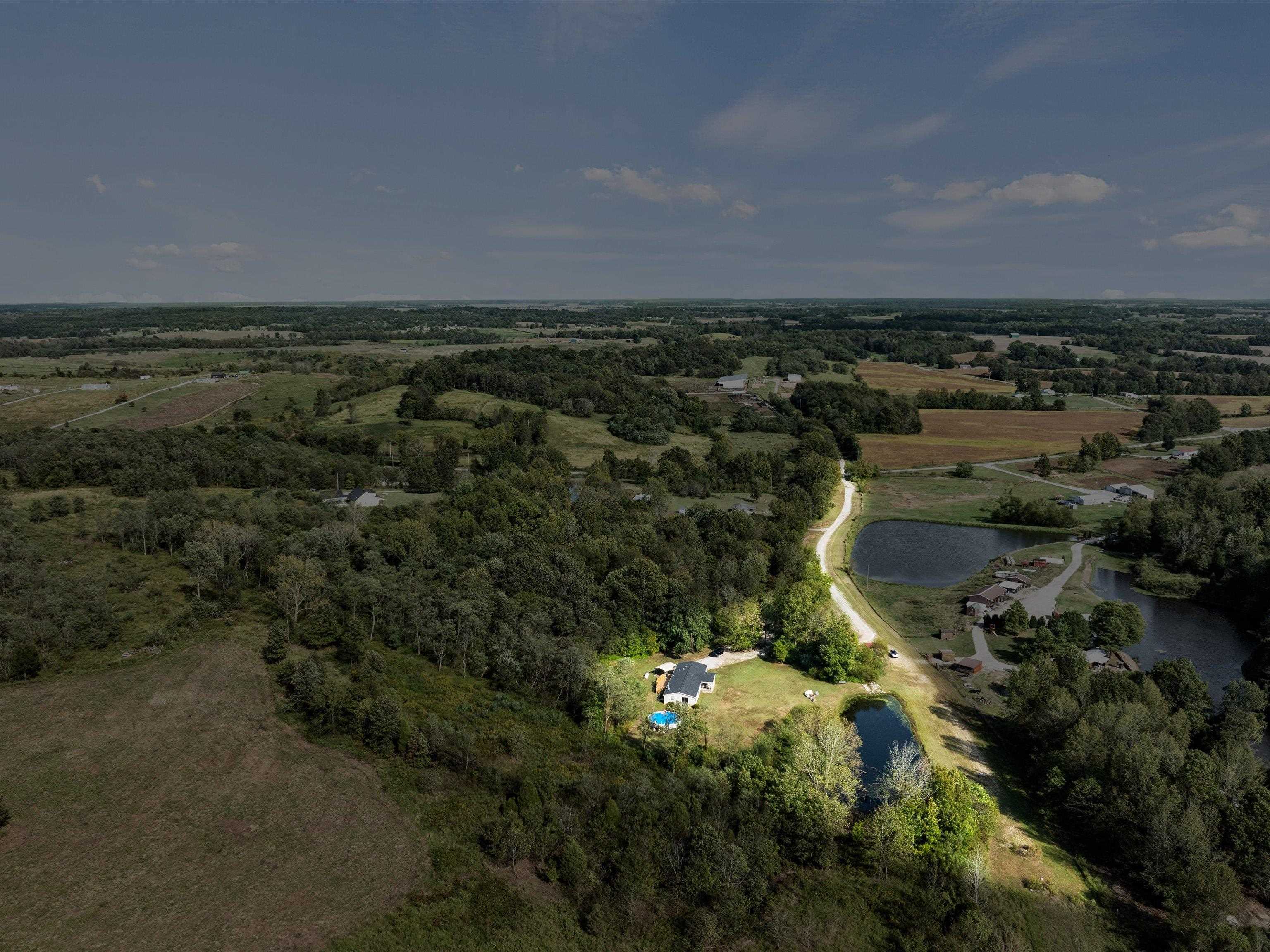 9770 HWY 815, Owensboro, Kentucky 42301, 4 Bedrooms Bedrooms, ,2 BathroomsBathrooms,Single Family Residence,For Sale,HWY 815,90715