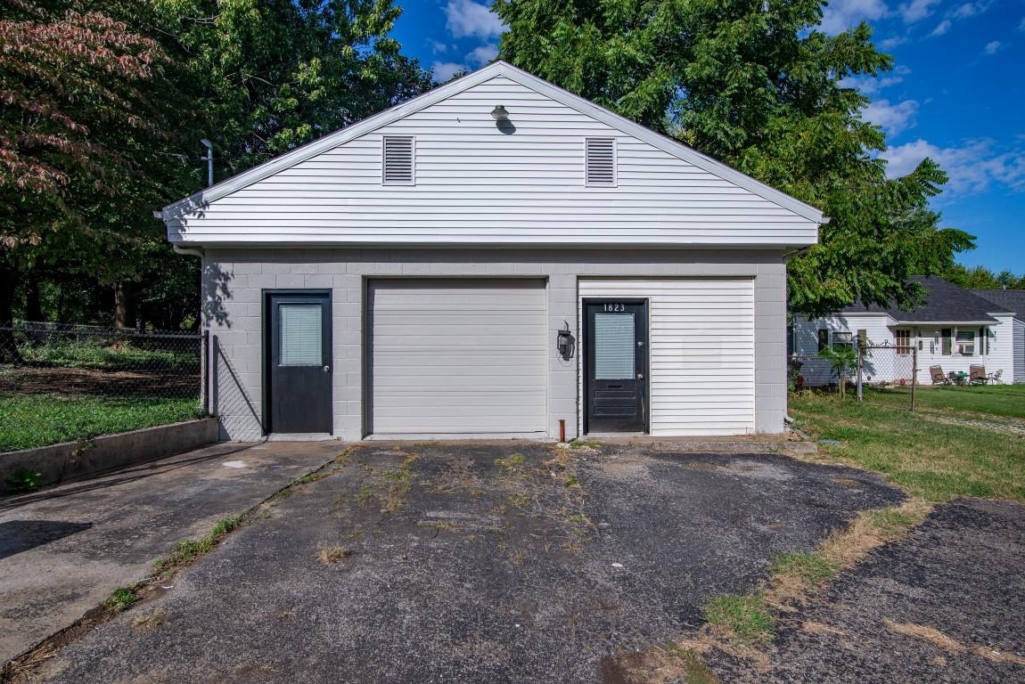 1823 Cullen Ave, Owensboro, Kentucky 42301, 4 Bedrooms Bedrooms, ,1 BathroomBathrooms,Single Family Residence,For Sale,Cullen Ave,90720