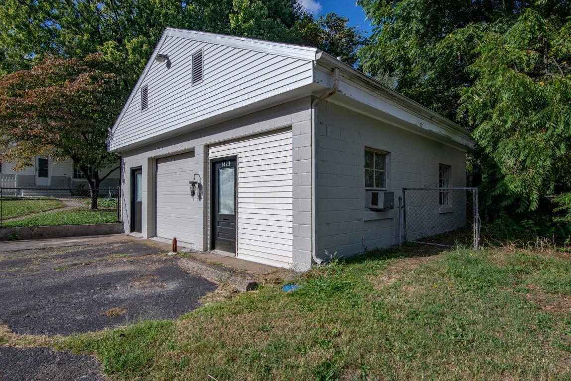 1823 Cullen Ave, Owensboro, Kentucky 42301, 4 Bedrooms Bedrooms, ,1 BathroomBathrooms,Single Family Residence,For Sale,Cullen Ave,90720