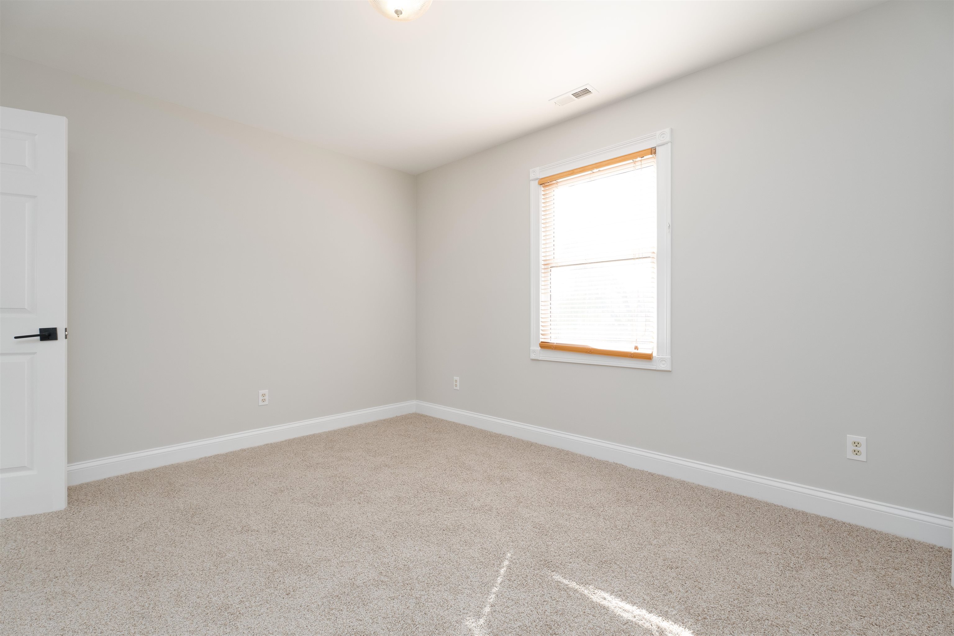 4006 Horseshoe Trace, Owensboro, Kentucky 42303, 4 Bedrooms Bedrooms, ,2 BathroomsBathrooms,Single Family Residence,For Sale,Horseshoe Trace,90721