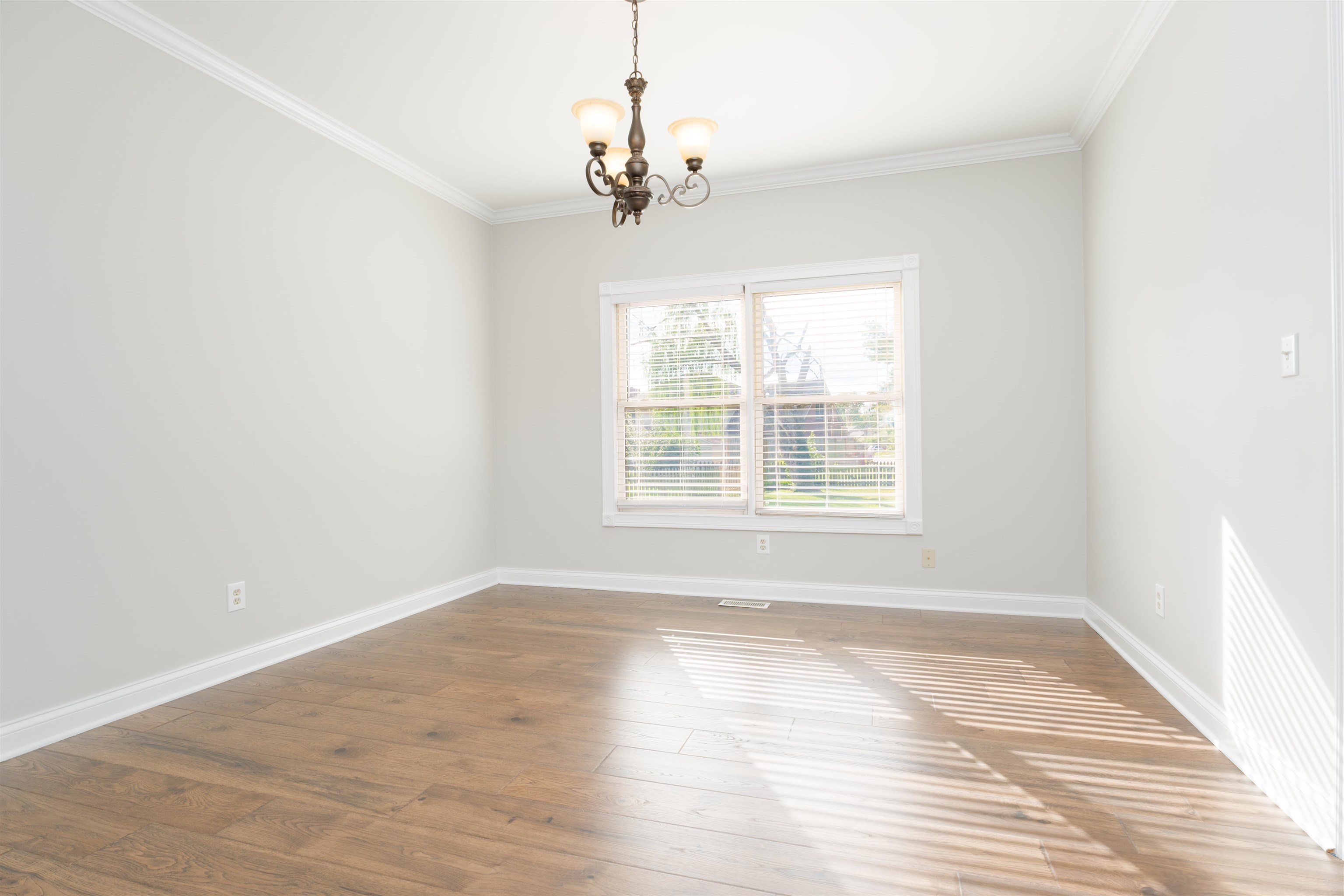 4006 Horseshoe Trace, Owensboro, Kentucky 42303, 4 Bedrooms Bedrooms, ,2 BathroomsBathrooms,Single Family Residence,For Sale,Horseshoe Trace,90721