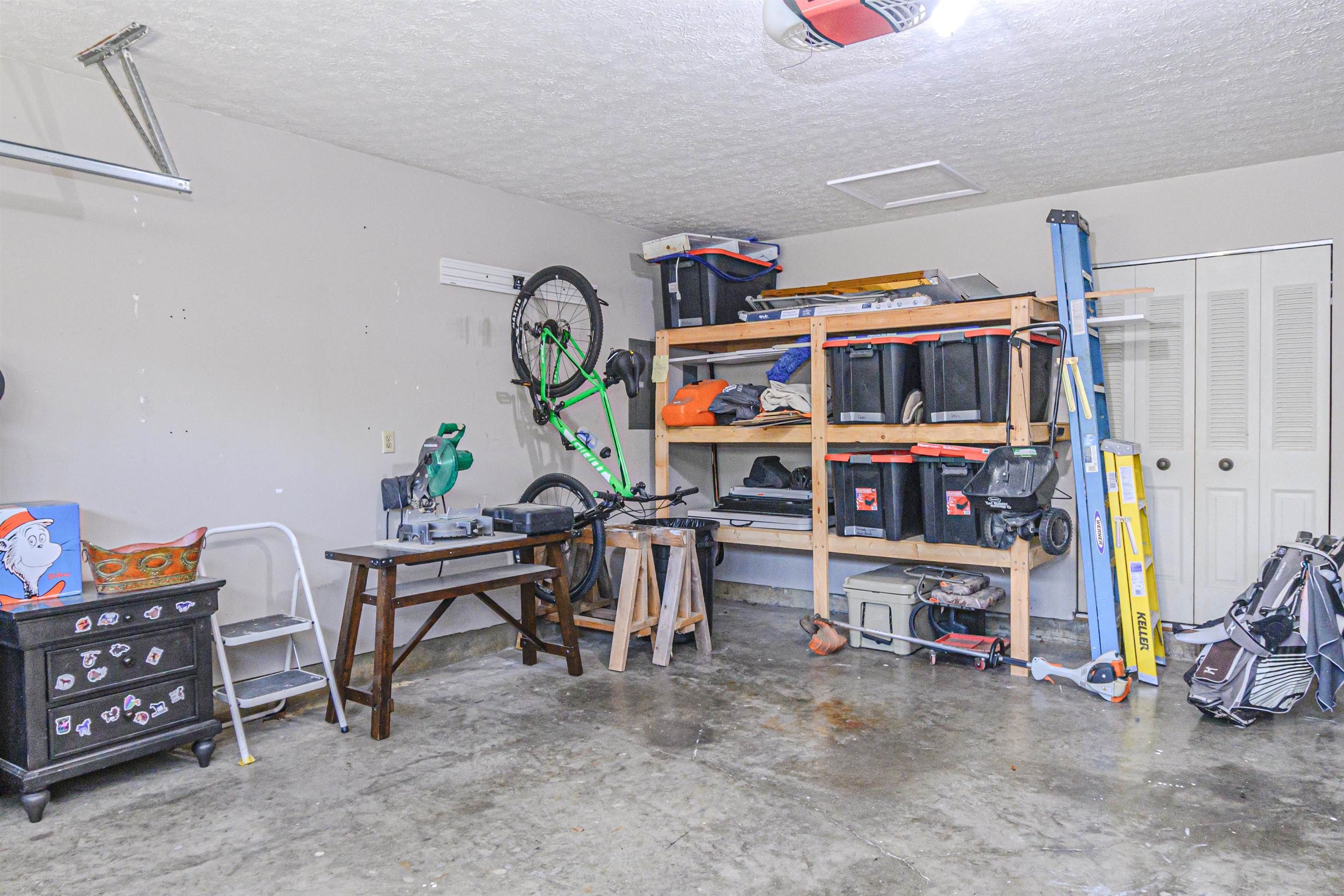 2239 Landsdowne S, Owensboro, Kentucky 42303, 3 Bedrooms Bedrooms, ,2 BathroomsBathrooms,Single Family Residence,For Sale,Landsdowne S,90722
