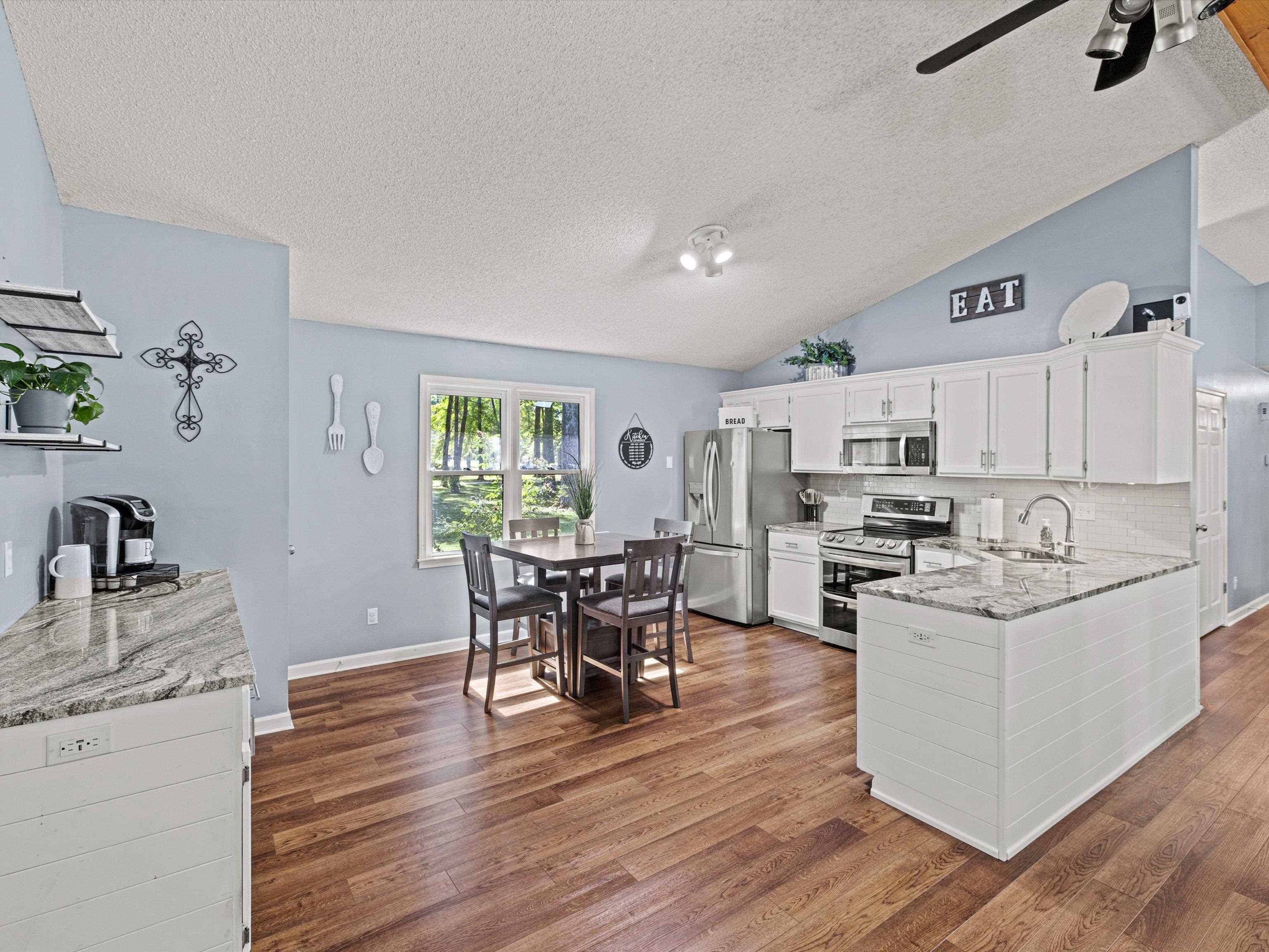 1493 Graves Lane, Maceo, Kentucky 42355, 4 Bedrooms Bedrooms, ,2 BathroomsBathrooms,Single Family Residence,For Sale,Graves Lane,90723