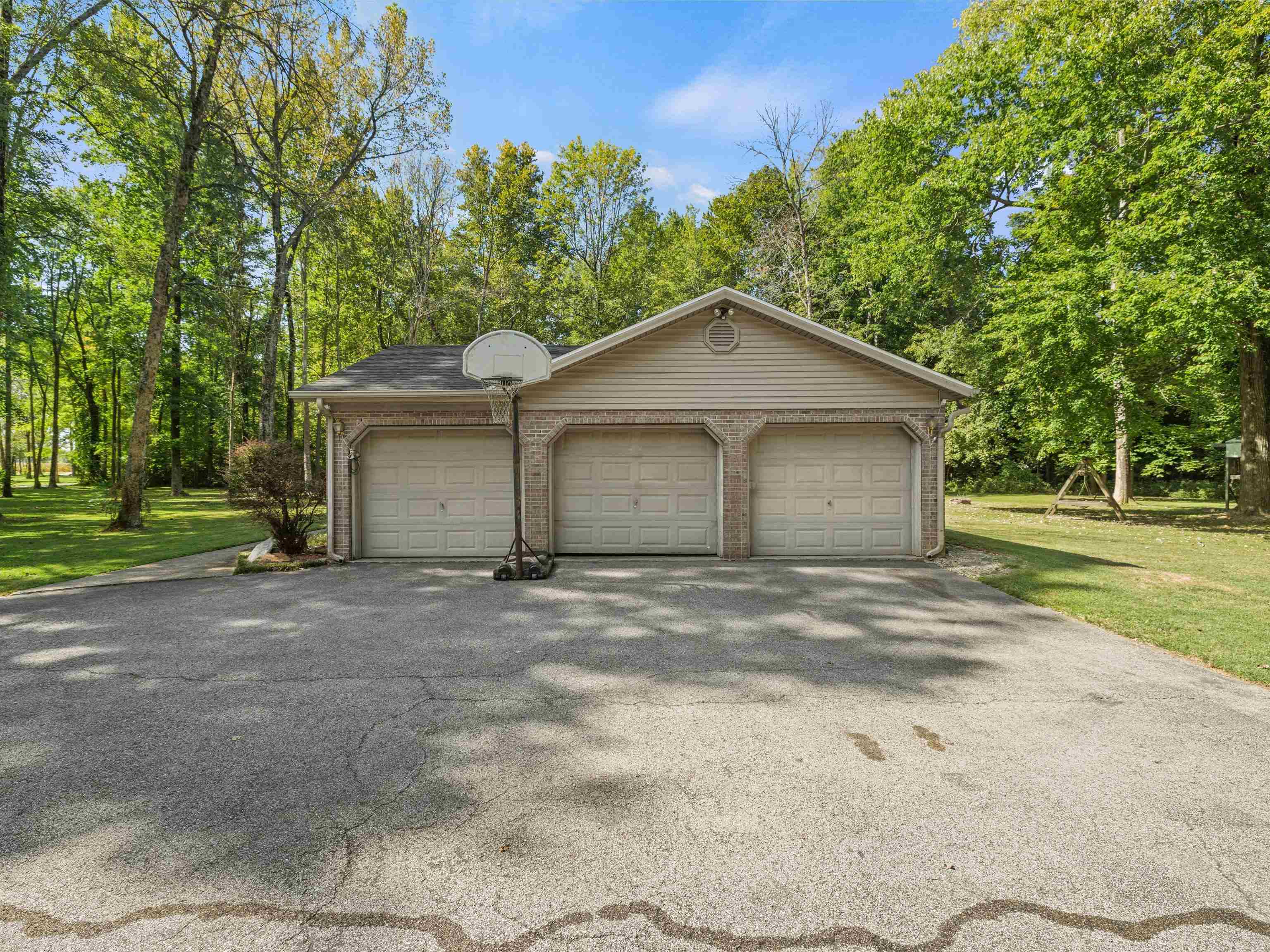 1493 Graves Lane, Maceo, Kentucky 42355, 4 Bedrooms Bedrooms, ,2 BathroomsBathrooms,Single Family Residence,For Sale,Graves Lane,90723