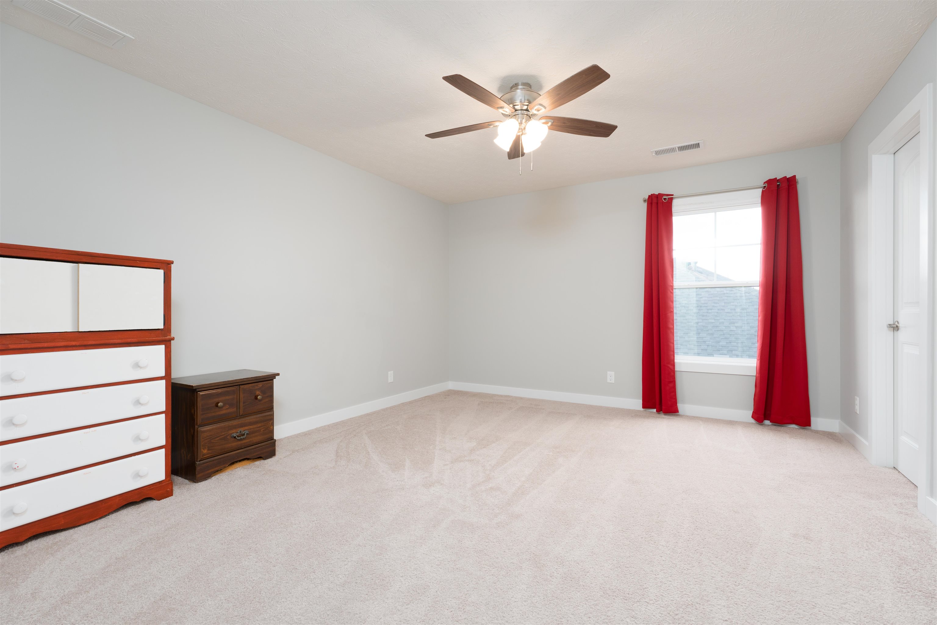 4744 Breeze Ct. W., Owensboro, Kentucky 42301, 4 Bedrooms Bedrooms, ,2 BathroomsBathrooms,Single Family Residence,For Sale,Breeze Ct. W.,90725