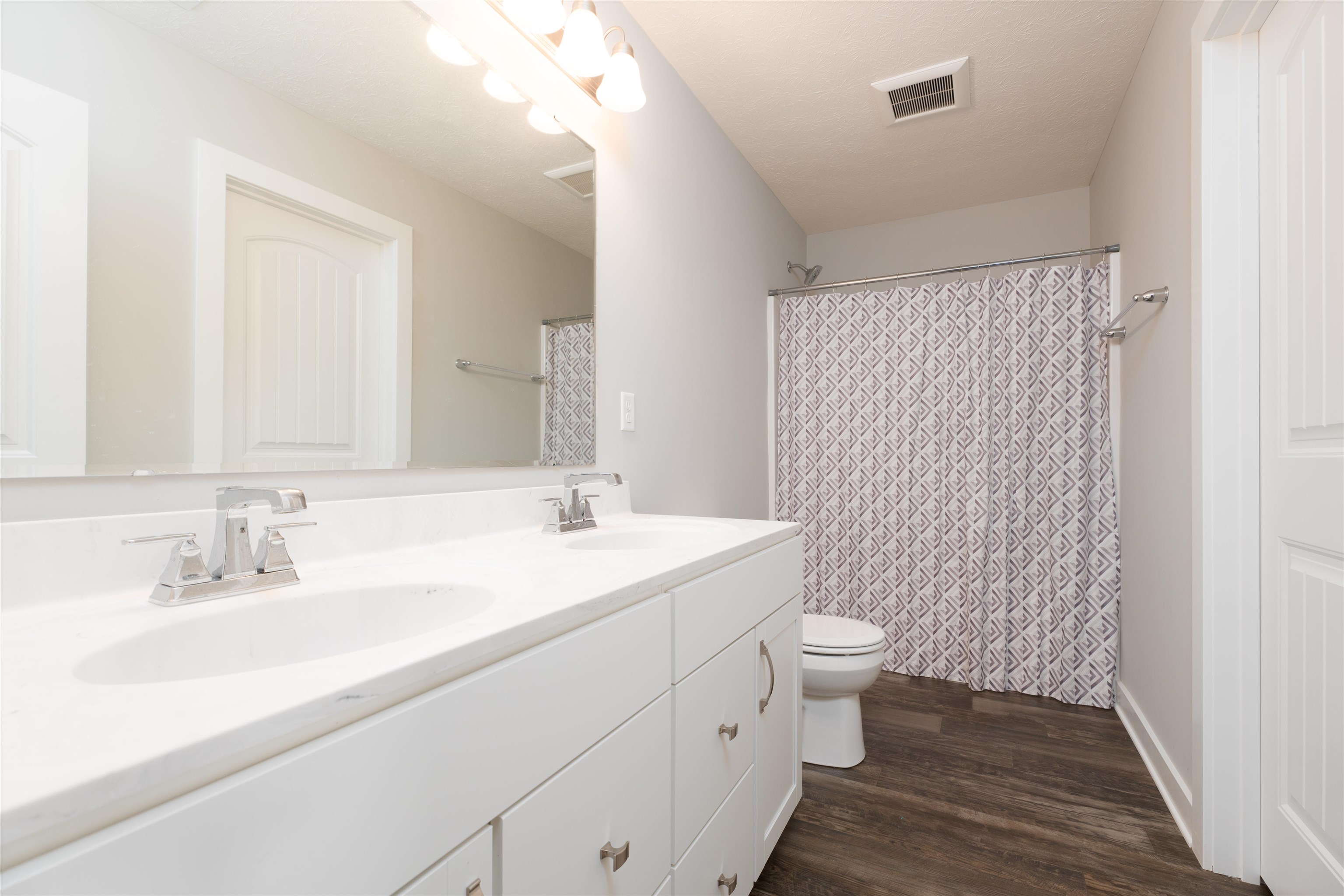 4744 Breeze Ct. W., Owensboro, Kentucky 42301, 4 Bedrooms Bedrooms, ,2 BathroomsBathrooms,Single Family Residence,For Sale,Breeze Ct. W.,90725
