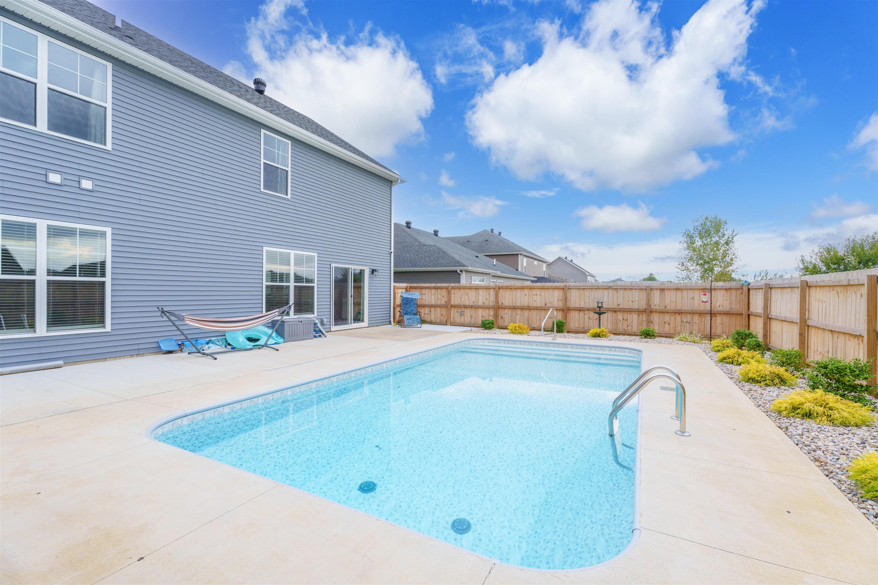 4744 Breeze Ct. W., Owensboro, Kentucky 42301, 4 Bedrooms Bedrooms, ,2 BathroomsBathrooms,Single Family Residence,For Sale,Breeze Ct. W.,90725
