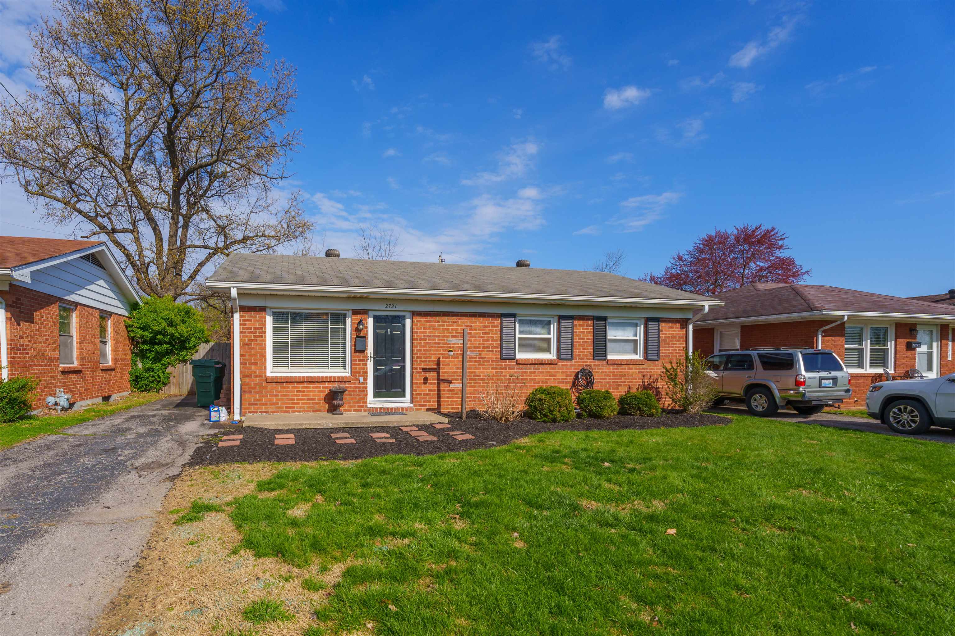 2721 Morningside Drive, Owensboro, Kentucky 42303, 3 Bedrooms Bedrooms, ,1 BathroomBathrooms,Single Family Residence,For Sale,Morningside Drive,90727