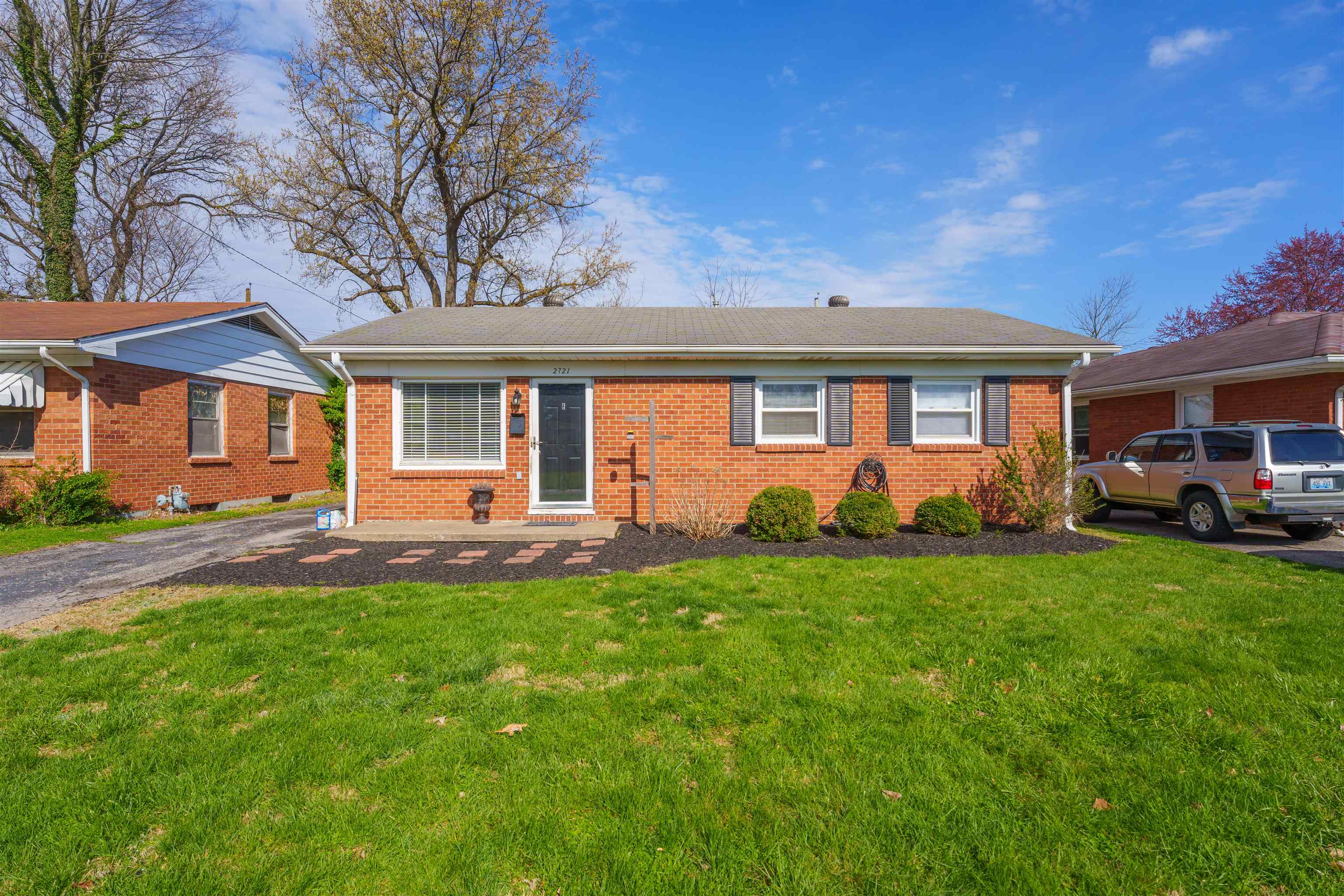 2721 Morningside Drive, Owensboro, Kentucky 42303, 3 Bedrooms Bedrooms, ,1 BathroomBathrooms,Single Family Residence,For Sale,Morningside Drive,90727
