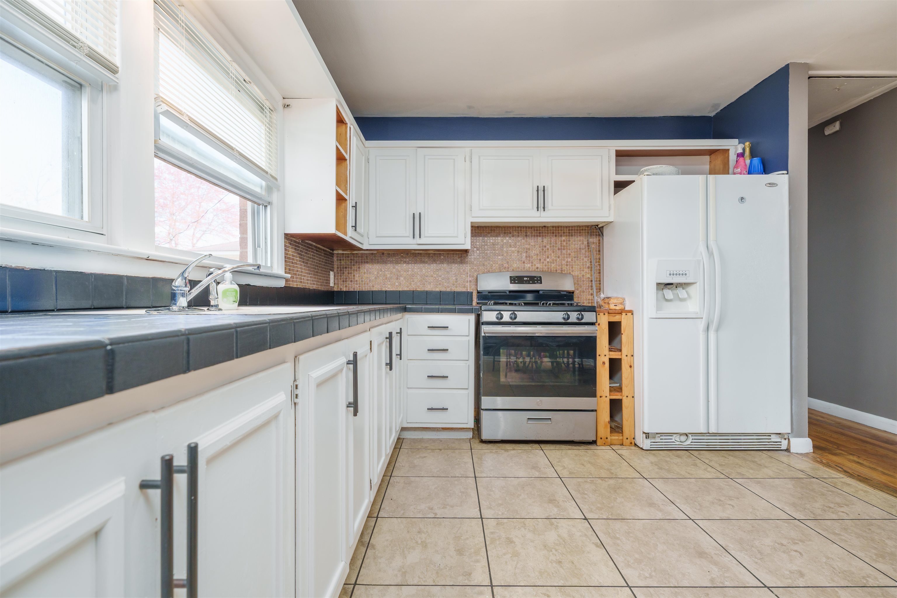2721 Morningside Drive, Owensboro, Kentucky 42303, 3 Bedrooms Bedrooms, ,1 BathroomBathrooms,Single Family Residence,For Sale,Morningside Drive,90727