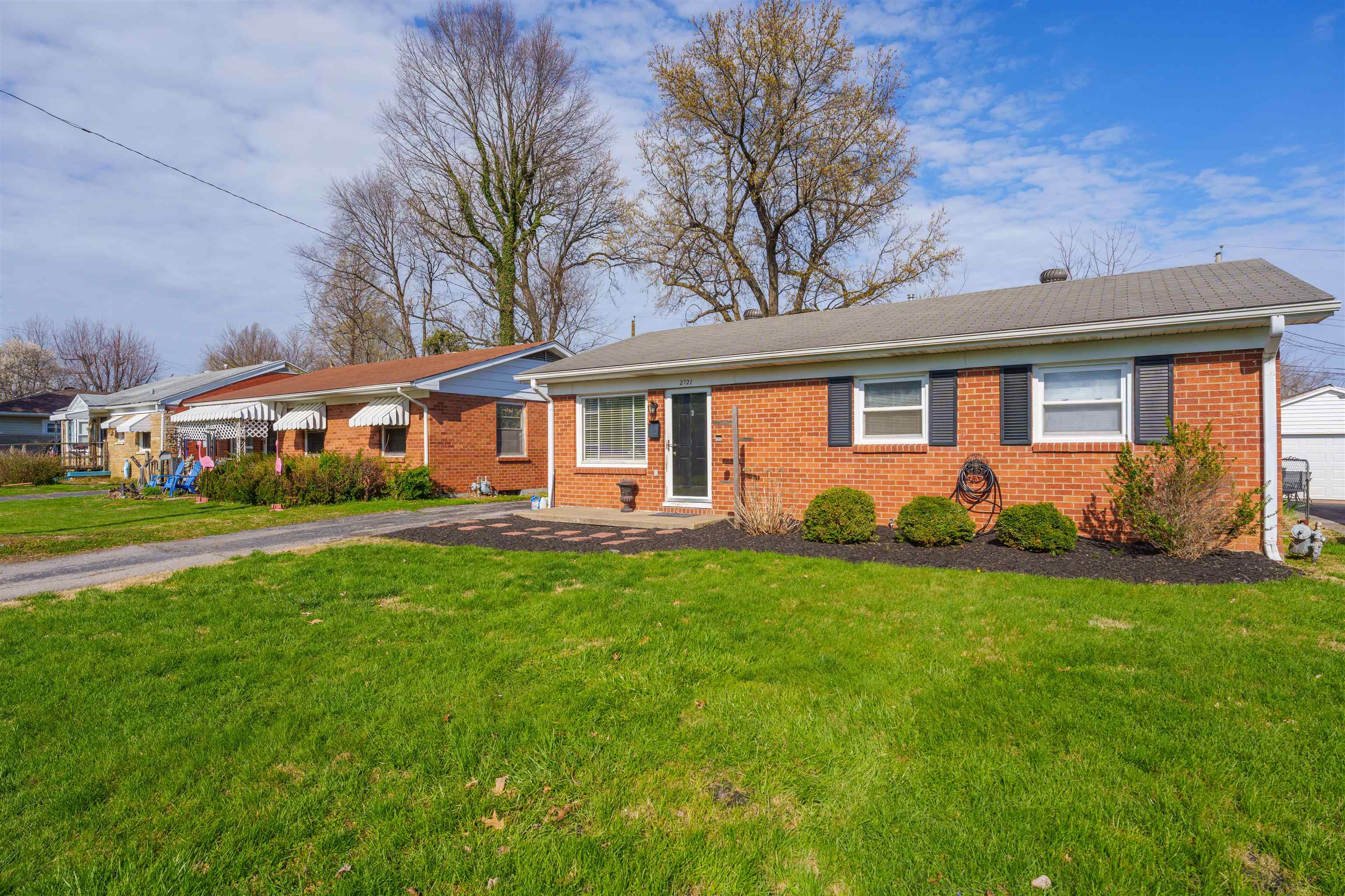 2721 Morningside Drive, Owensboro, Kentucky 42303, 3 Bedrooms Bedrooms, ,1 BathroomBathrooms,Single Family Residence,For Sale,Morningside Drive,90727