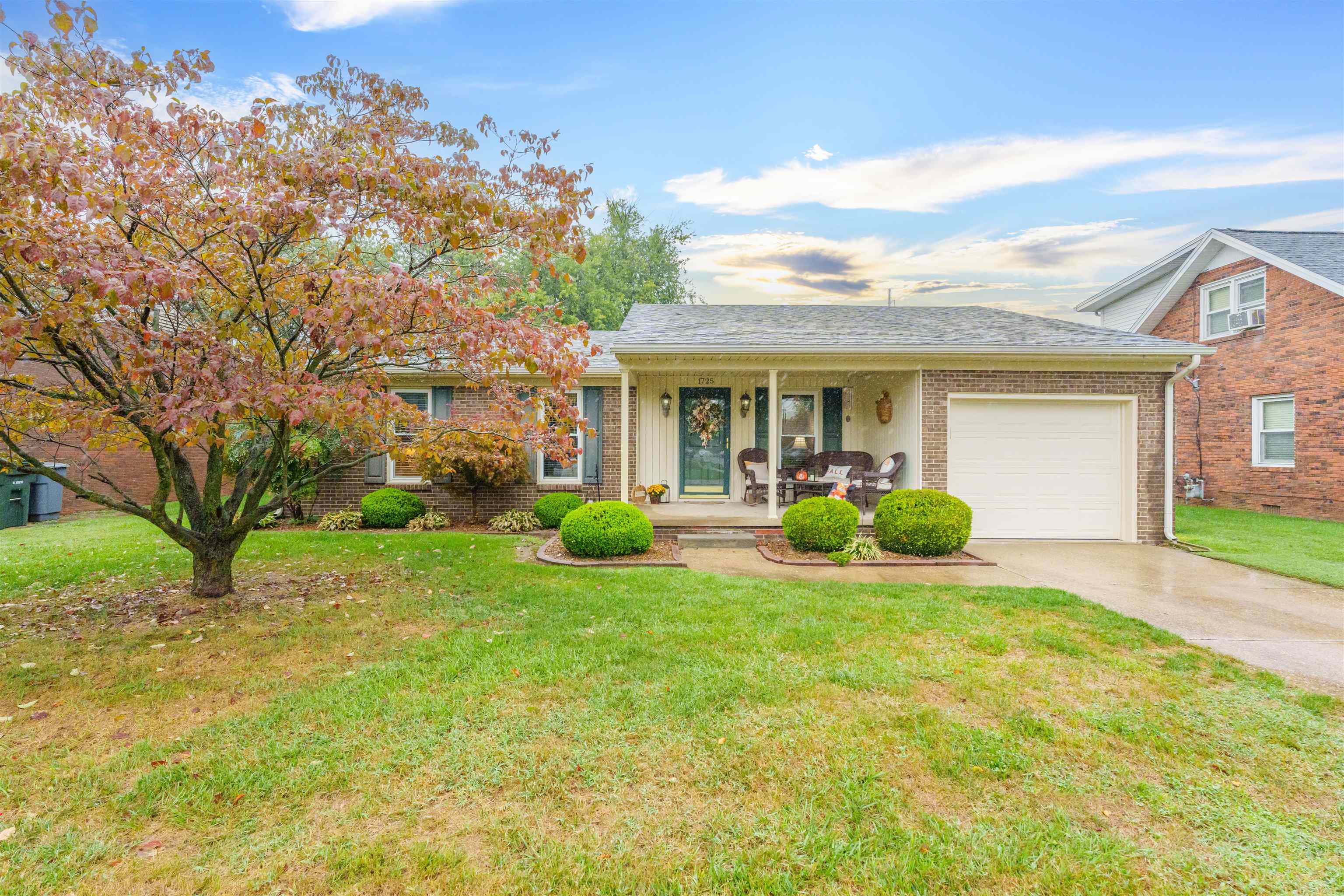 1725 Thistle Court, Owensboro, Kentucky 42301, 3 Bedrooms Bedrooms, ,1 BathroomBathrooms,Single Family Residence,For Sale,Thistle Court,90735