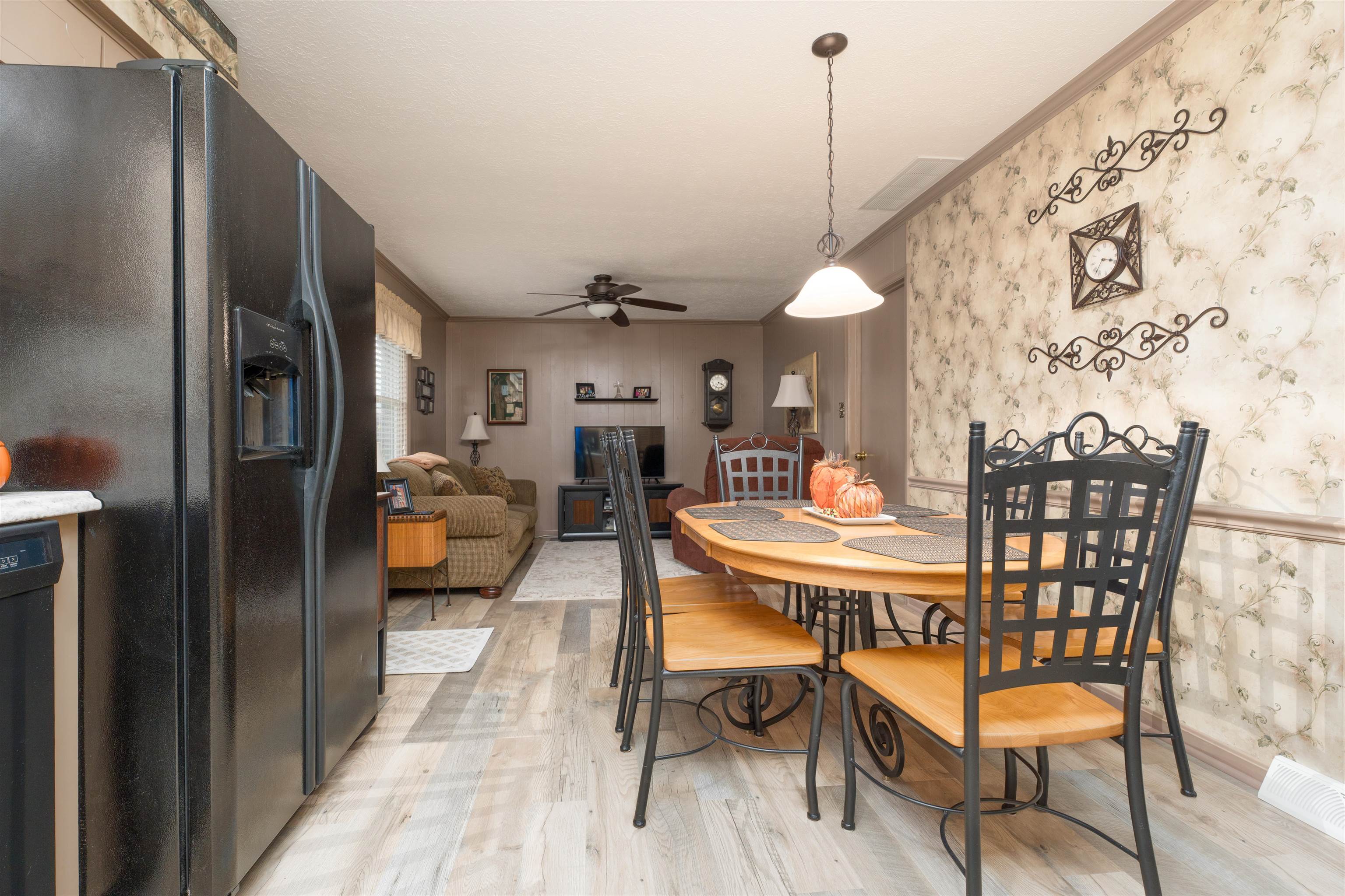 1725 Thistle Court, Owensboro, Kentucky 42301, 3 Bedrooms Bedrooms, ,1 BathroomBathrooms,Single Family Residence,For Sale,Thistle Court,90735