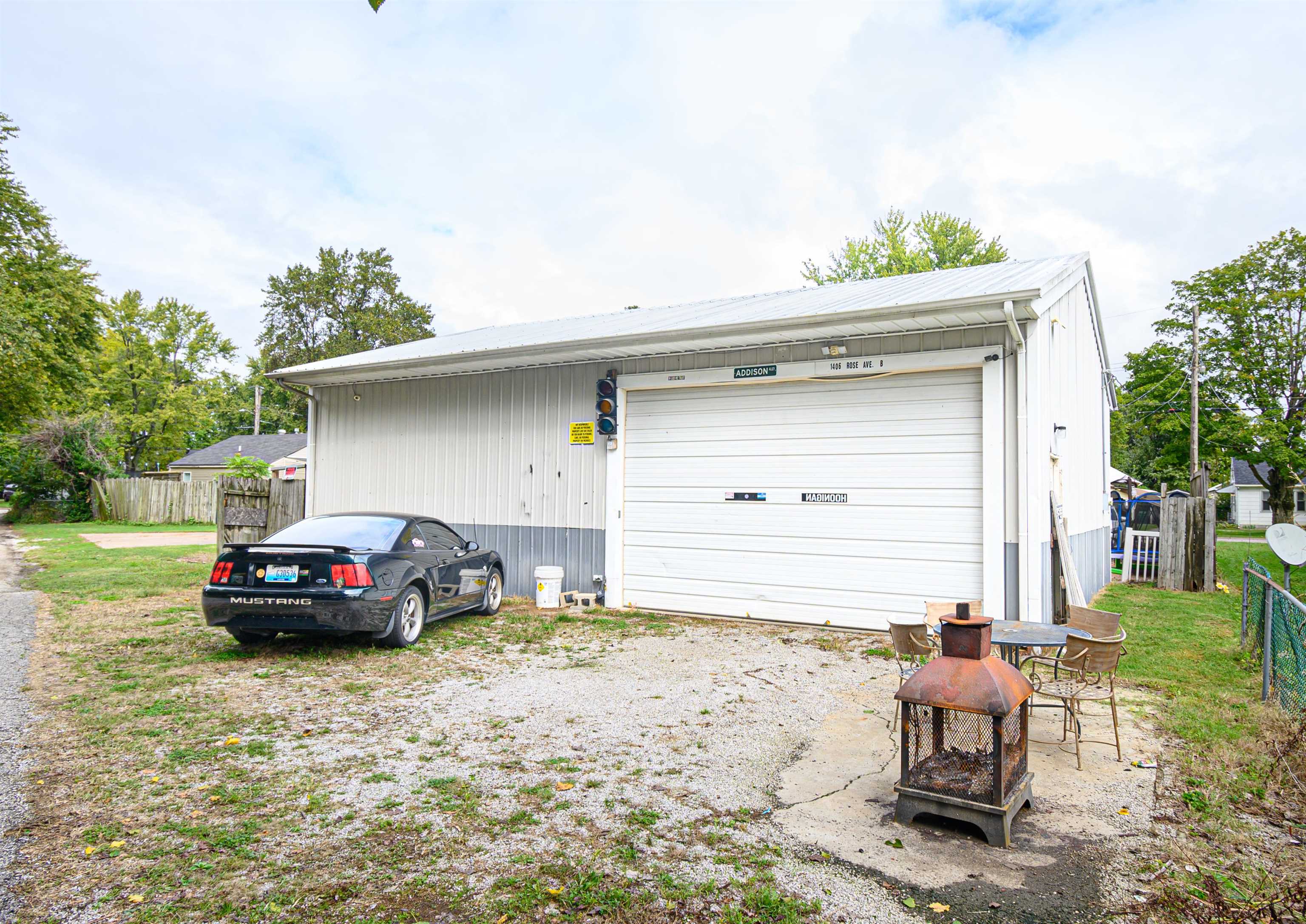 1406 Rose Avenue, Owensboro, Kentucky 42301, 3 Bedrooms Bedrooms, ,1 BathroomBathrooms,Single Family Residence,For Sale,Rose Avenue,90736