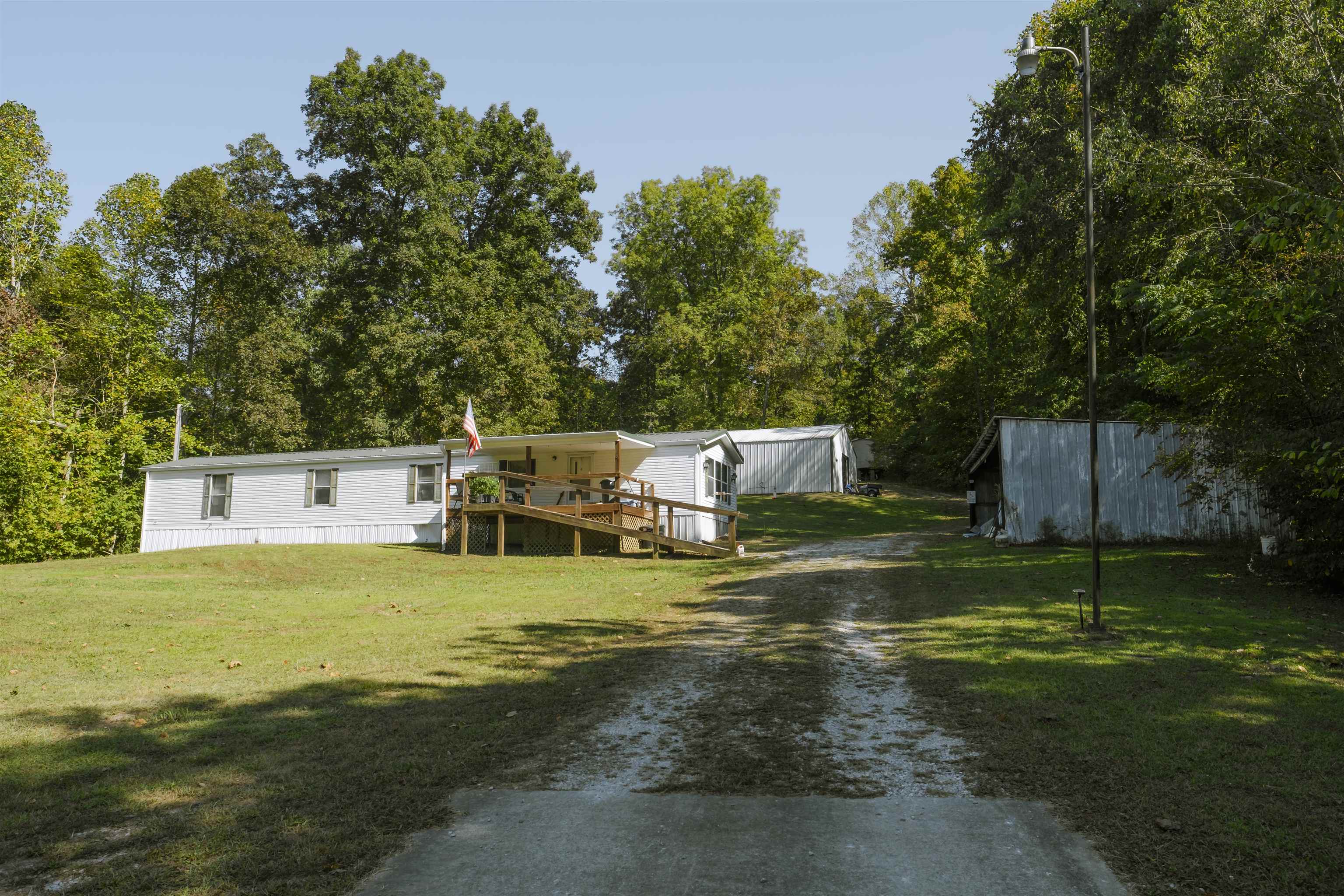 8966 Kentucky 1414, Hartford, Kentucky 42347, 3 Bedrooms Bedrooms, ,2 BathroomsBathrooms,Single Family Residence,For Sale,Kentucky 1414,90737