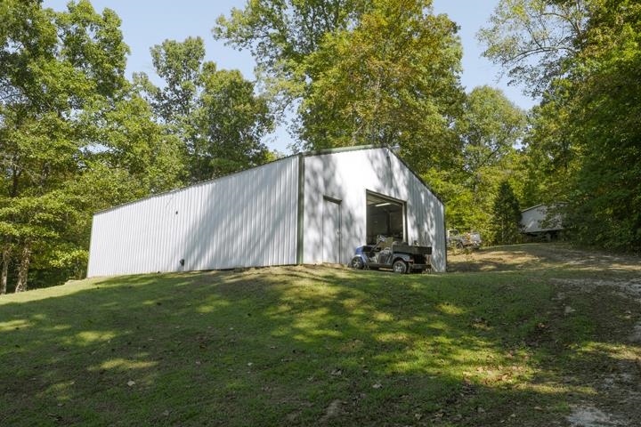 8966 Kentucky 1414, Hartford, Kentucky 42347, 3 Bedrooms Bedrooms, ,2 BathroomsBathrooms,Single Family Residence,For Sale,Kentucky 1414,90737