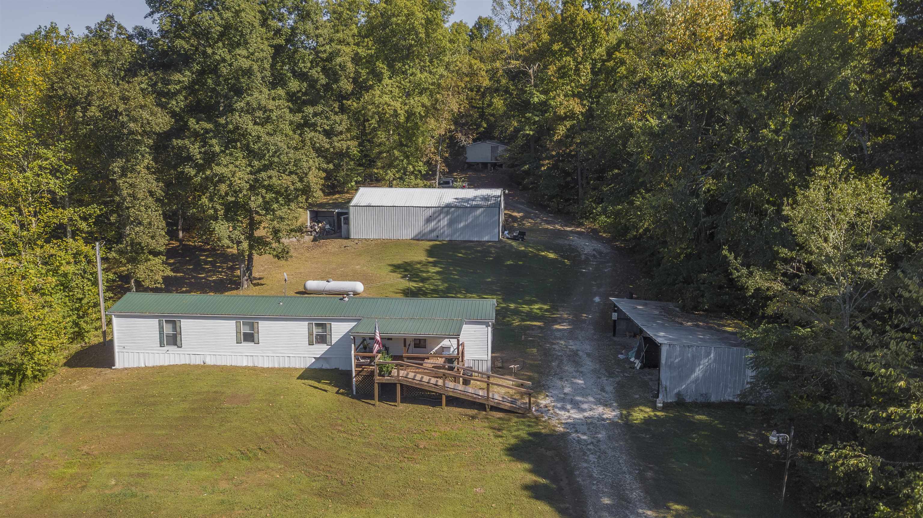 8966 Kentucky 1414, Hartford, Kentucky 42347, 3 Bedrooms Bedrooms, ,2 BathroomsBathrooms,Single Family Residence,For Sale,Kentucky 1414,90737