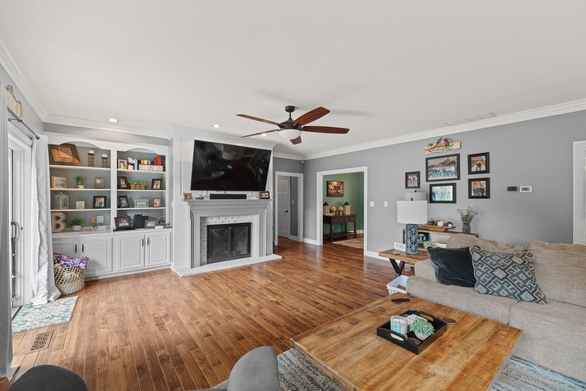 3101 Oakridge Court, Owensboro, Kentucky 42303, 4 Bedrooms Bedrooms, ,3 BathroomsBathrooms,Single Family Residence,For Sale,Oakridge Court,90738