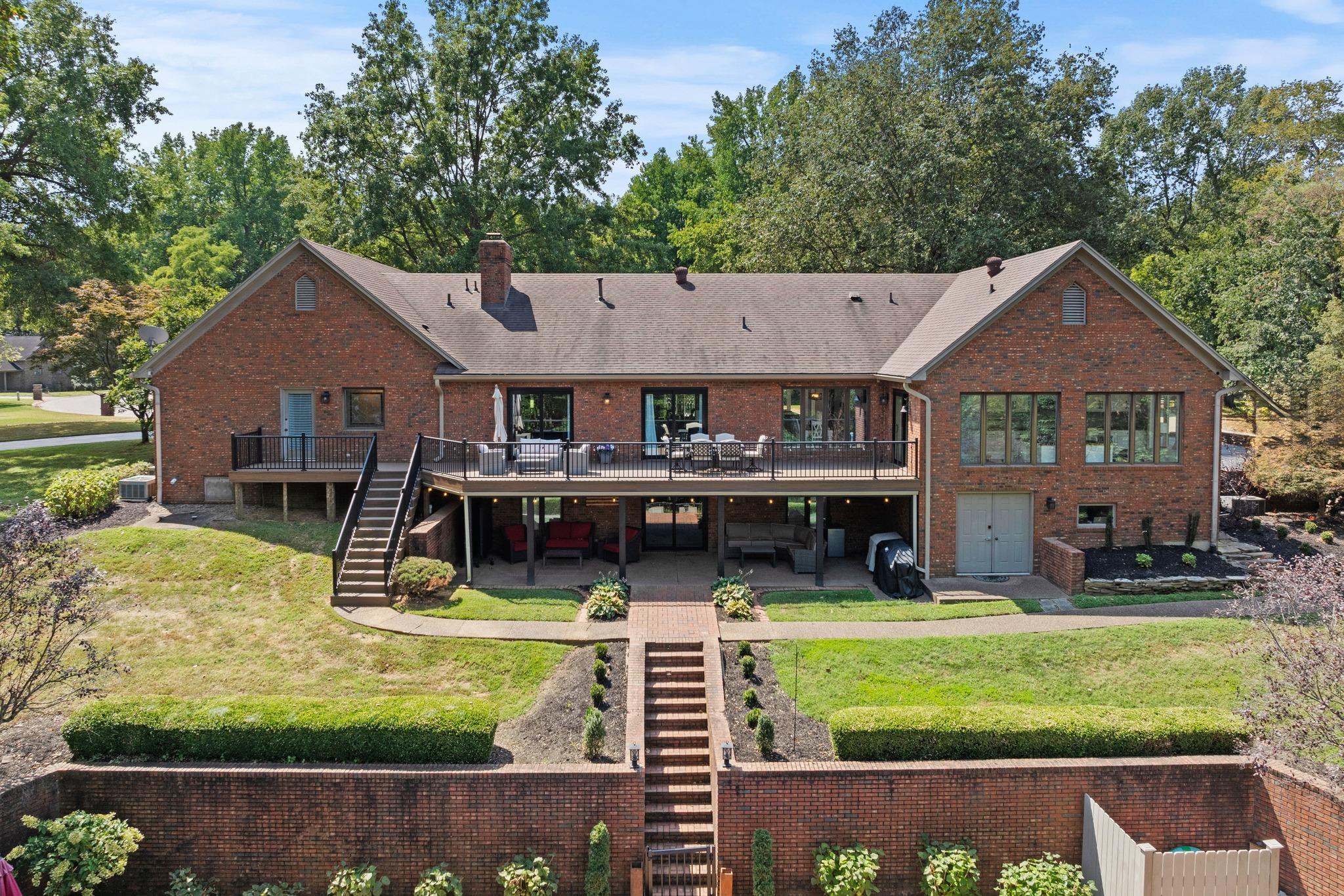 3101 Oakridge Court, Owensboro, Kentucky 42303, 4 Bedrooms Bedrooms, ,3 BathroomsBathrooms,Single Family Residence,For Sale,Oakridge Court,90738