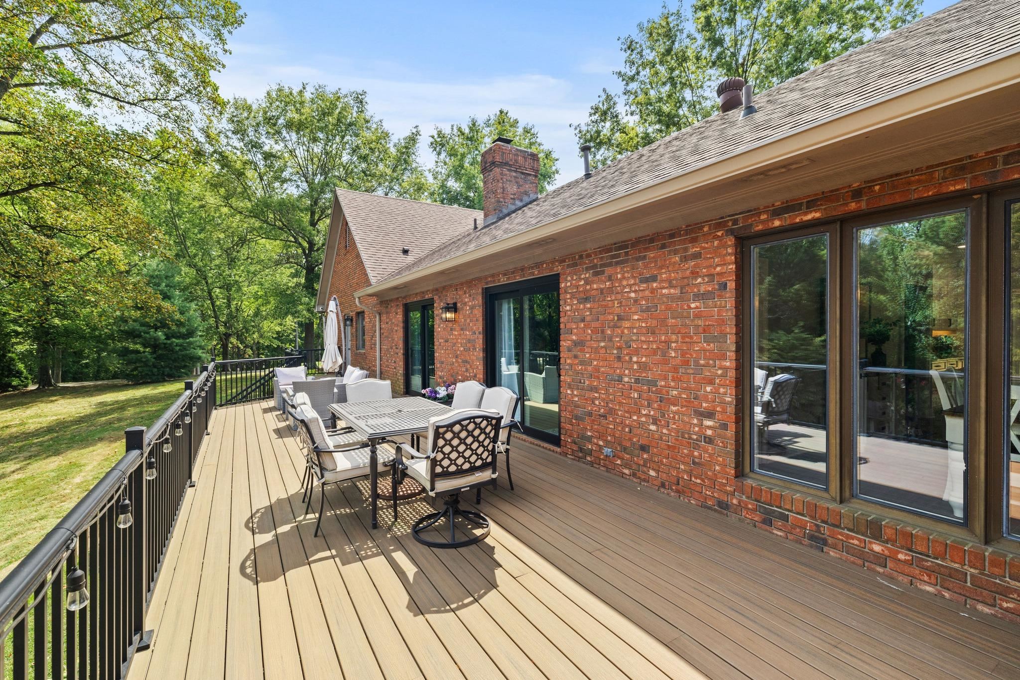 3101 Oakridge Court, Owensboro, Kentucky 42303, 4 Bedrooms Bedrooms, ,3 BathroomsBathrooms,Single Family Residence,For Sale,Oakridge Court,90738