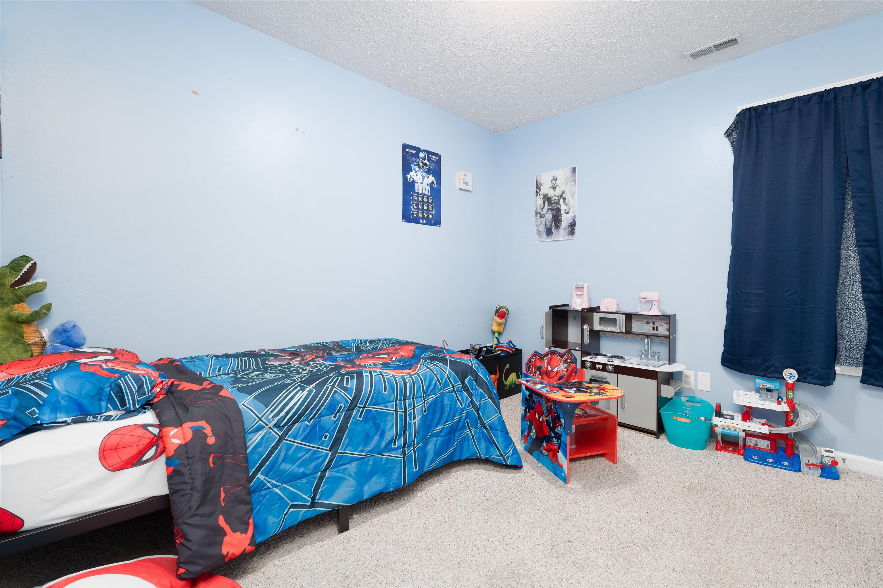526 Maple St, Owensboro, Kentucky 42301, 3 Bedrooms Bedrooms, ,1 BathroomBathrooms,Single Family Residence,For Sale,Maple St,90742