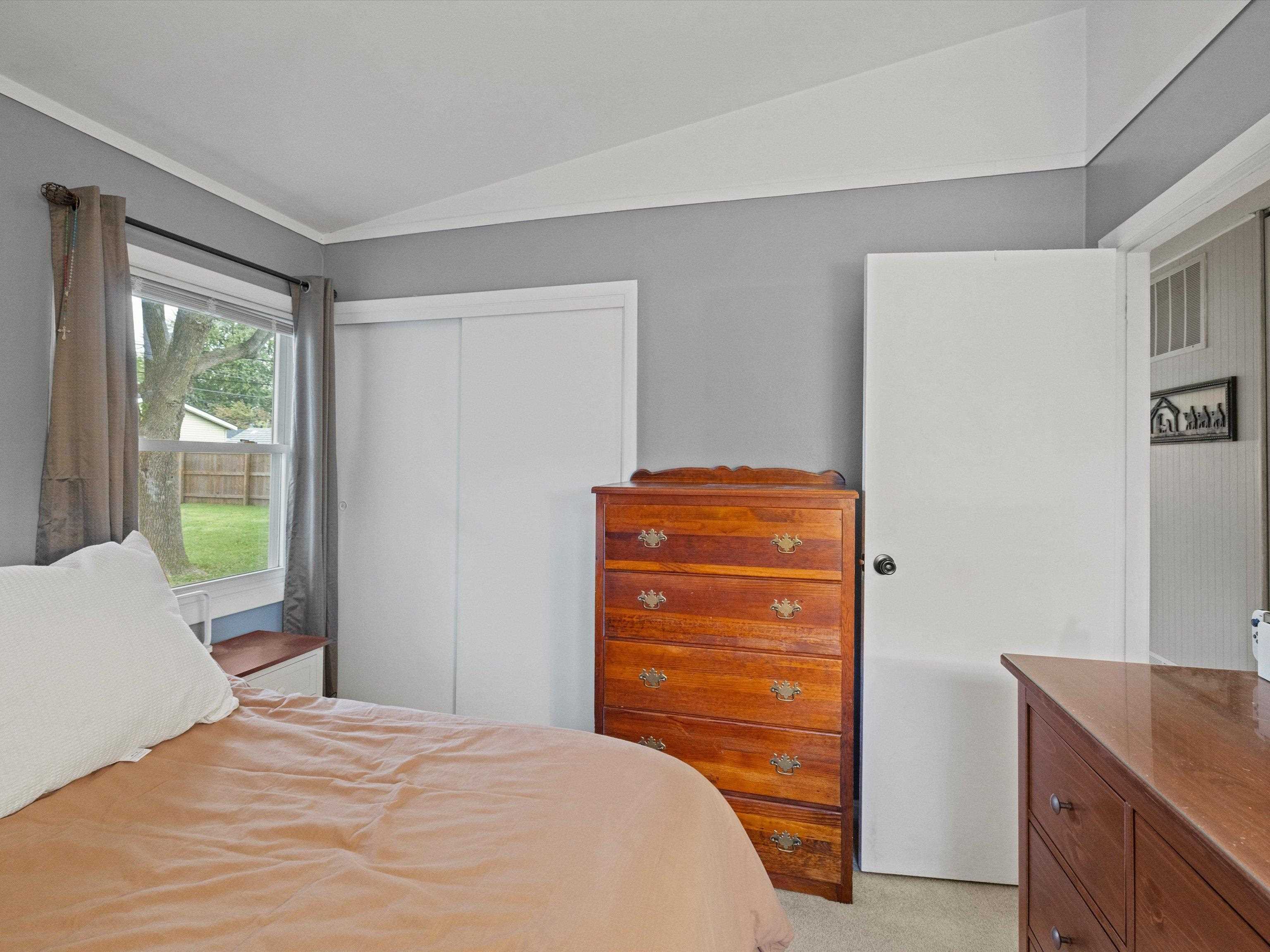 612 Fleetwood Drive, Owensboro, Kentucky 42301, 3 Bedrooms Bedrooms, ,1 BathroomBathrooms,Single Family Residence,For Sale,Fleetwood Drive,90749